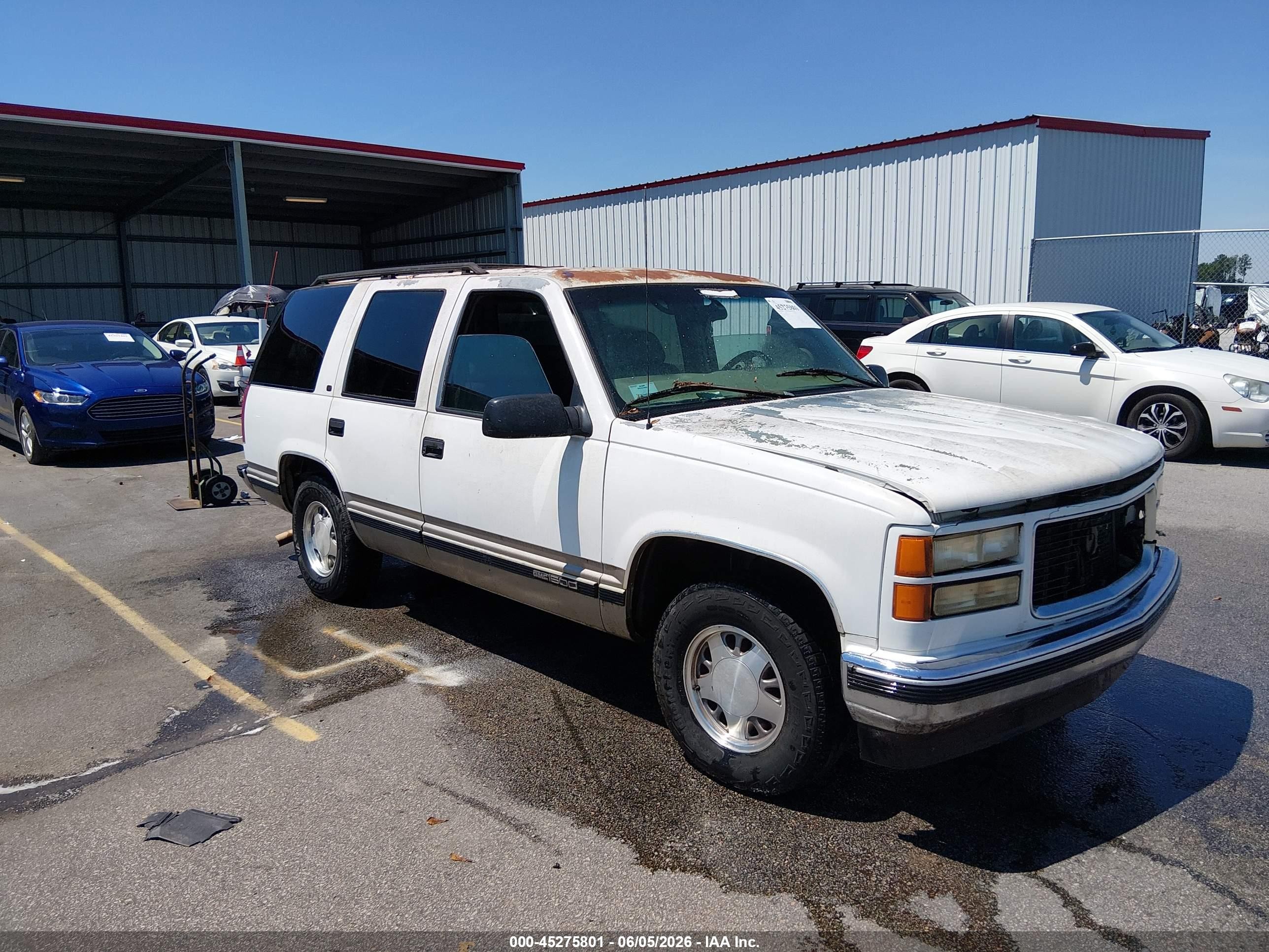 1999 Gmc Yukon Slt White vin: 1GKEC13R6XJ777692