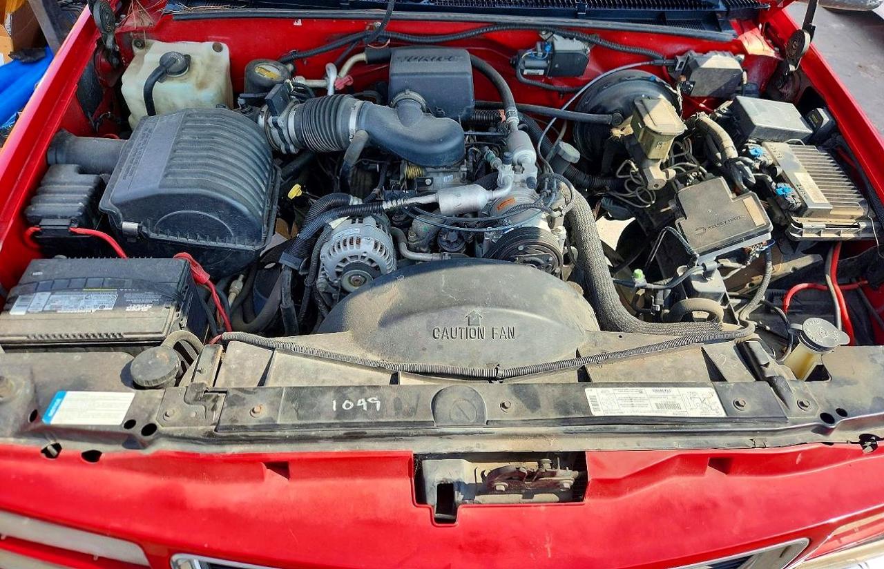 1999 Gmc Yukon Red vin: 1GKEC13R8XJ732463