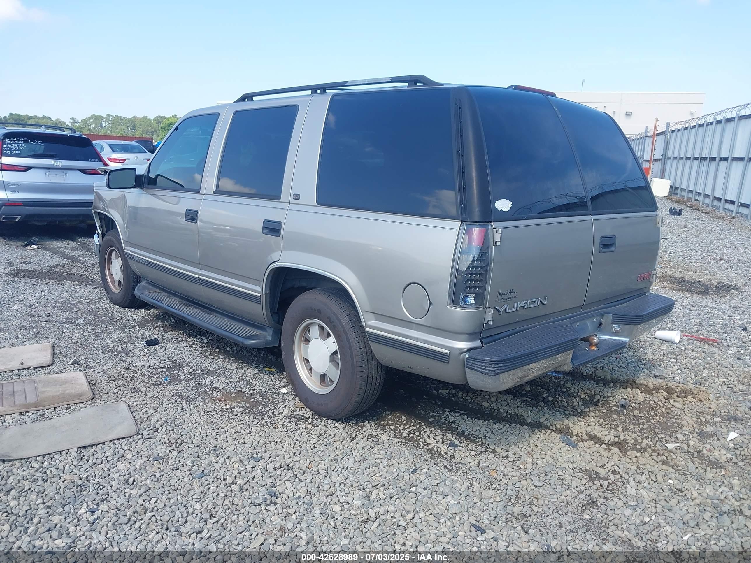 1999 Gmc Yukon Slt Champagne vin: 1GKEC13R9XJ811107