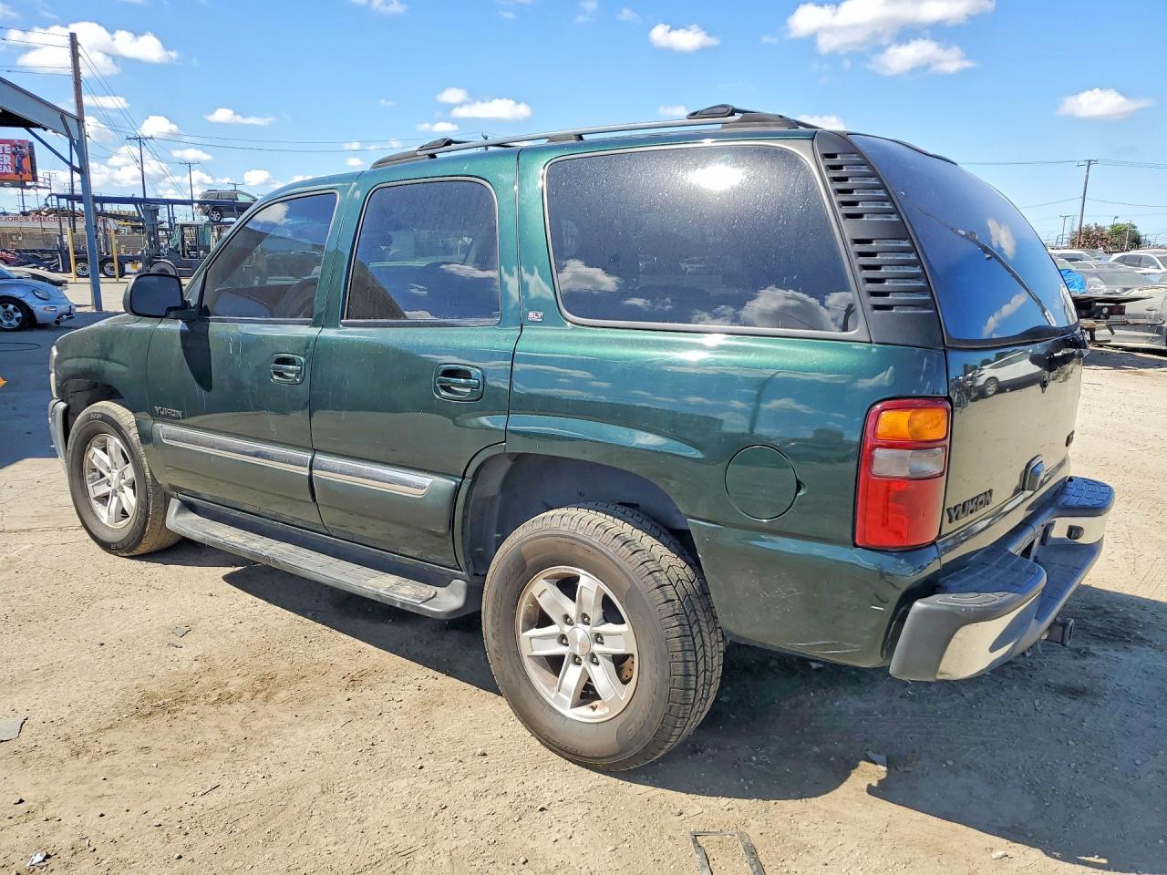 2003 Gmc Yukon Green vin: 1GKEC13T03R102721