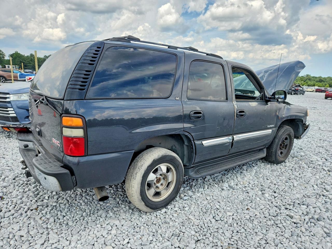 2005 Gmc Yukon Black vin: 1GKEC13T15J151315