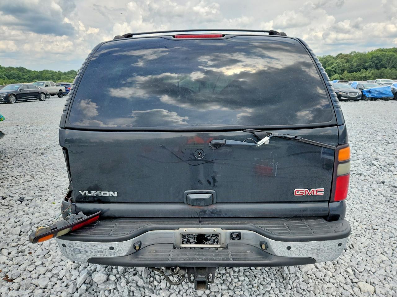 2005 Gmc Yukon Black vin: 1GKEC13T15J151315