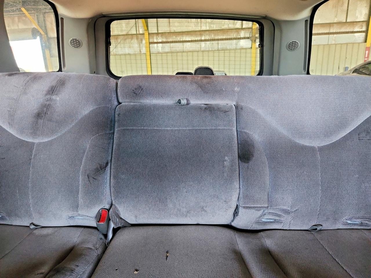 2002 Gmc Yukon Tan vin: 1GKEC13T22R132849