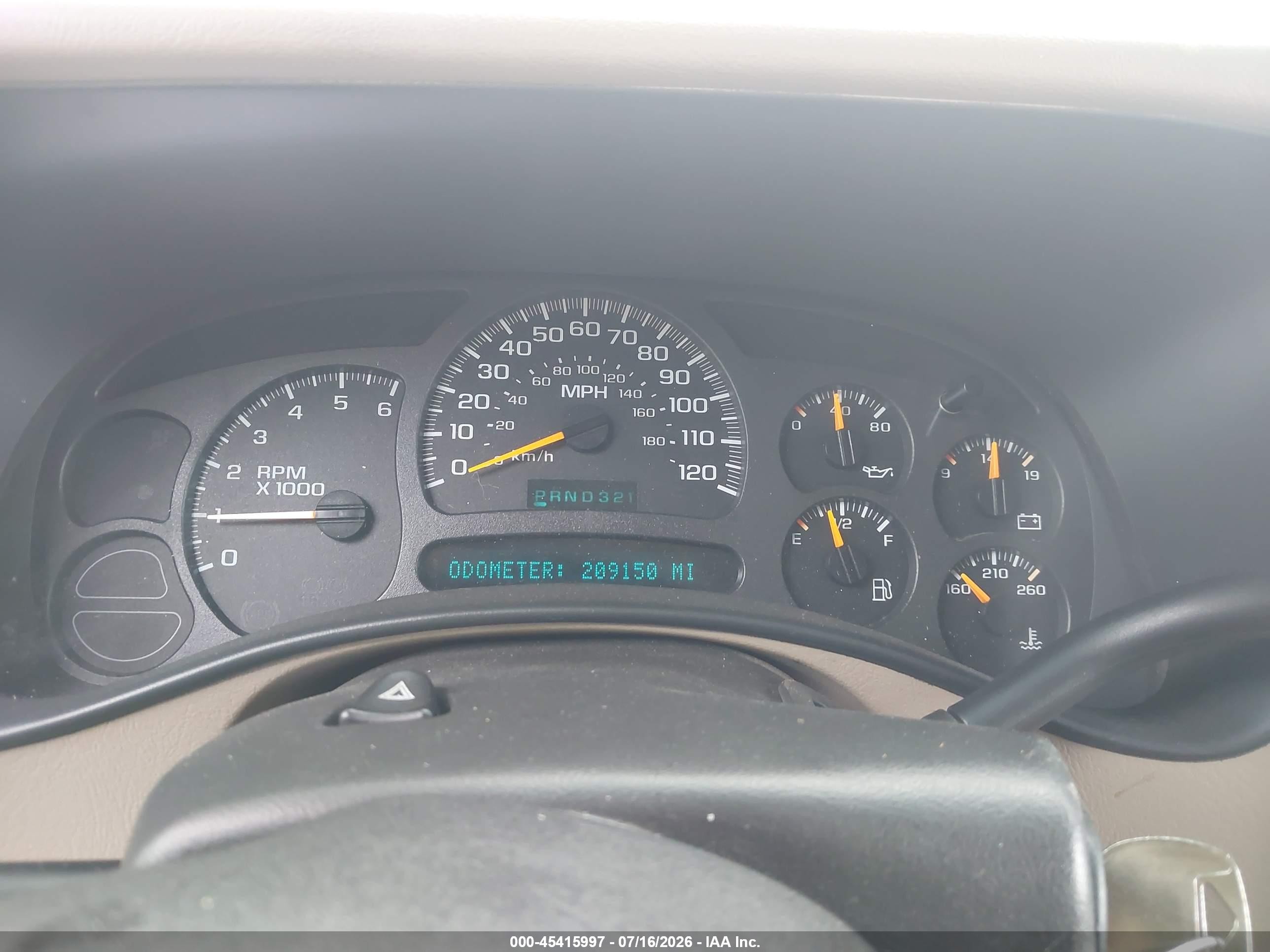2003 Gmc Yukon Sle White vin: 1GKEC13T23J149392