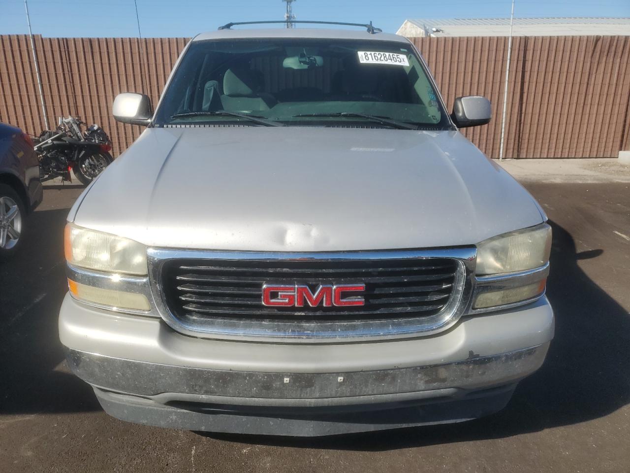 2006 Gmc Yukon Silver vin: 1GKEC13T36J120309