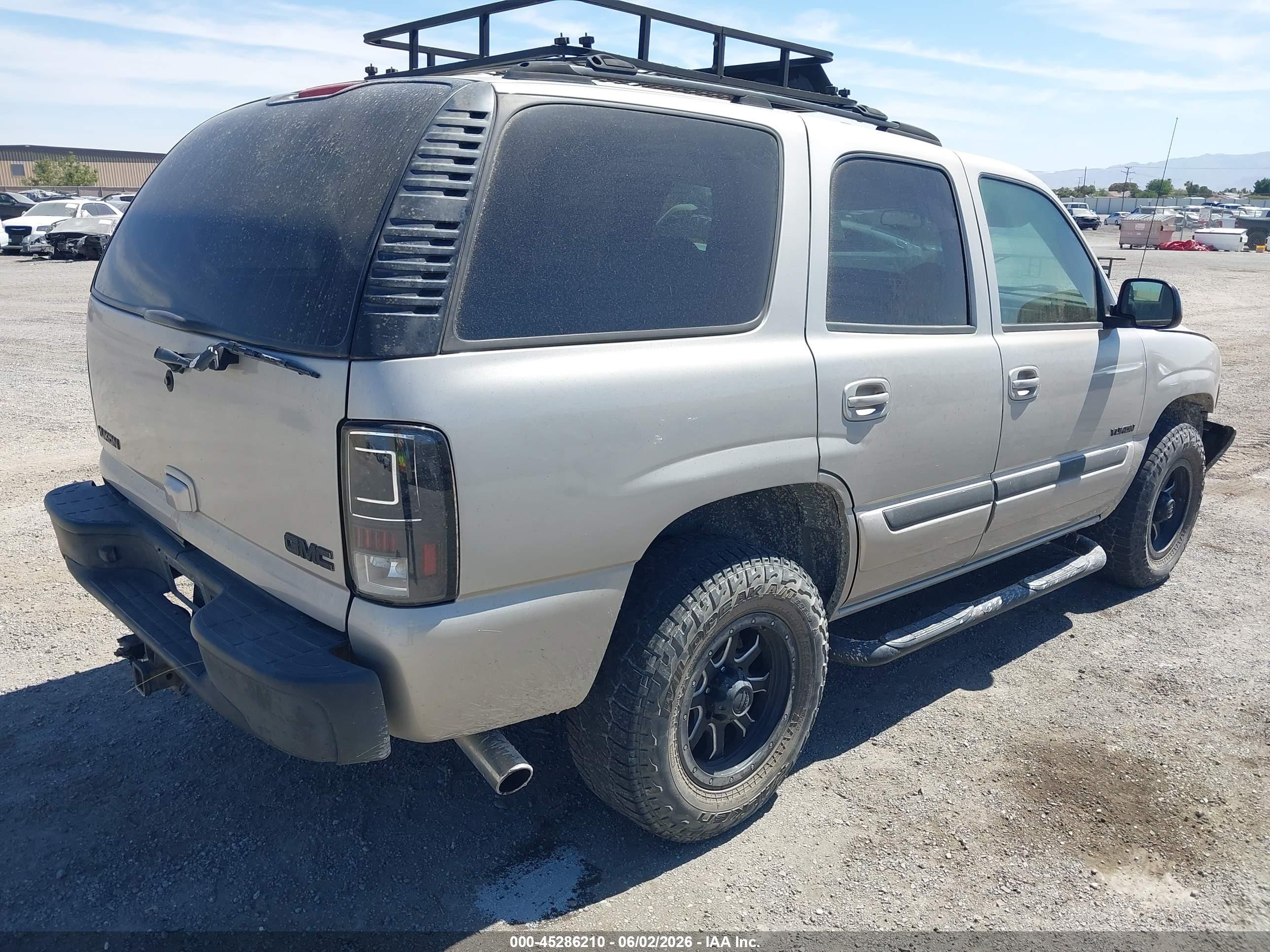 2004 Gmc Yukon Sle Silver vin: 1GKEC13T44R203892