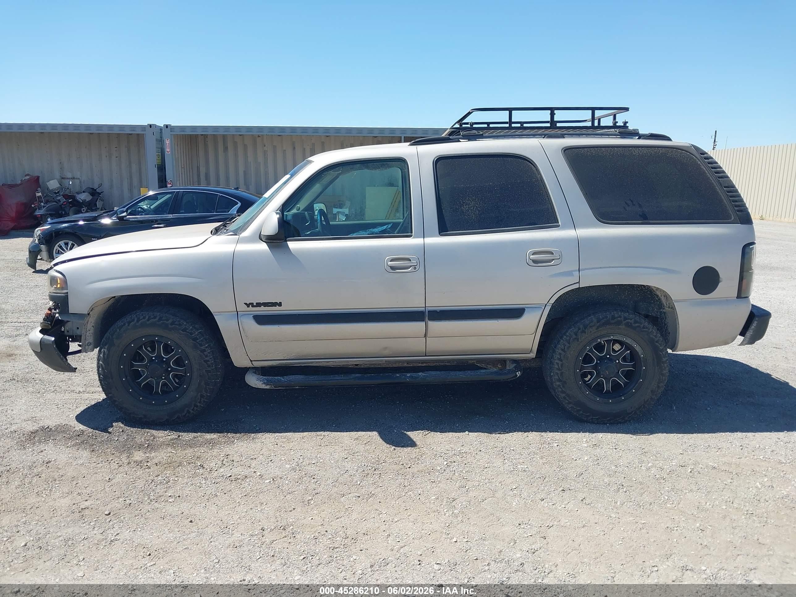 2004 Gmc Yukon Sle Silver vin: 1GKEC13T44R203892