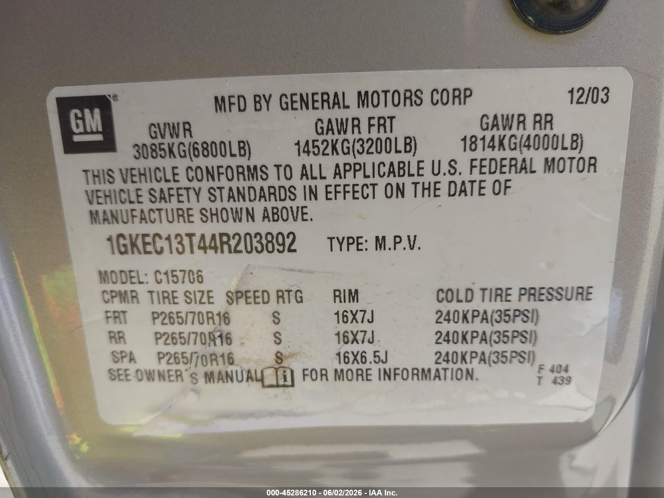2004 Gmc Yukon Sle Silver vin: 1GKEC13T44R203892