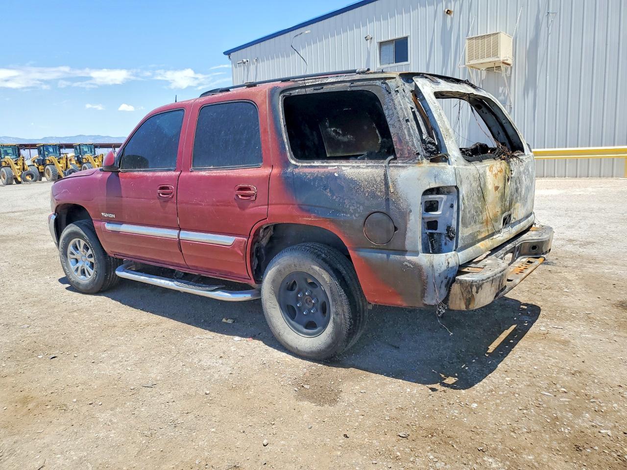 2005 Gmc Yukon Maroon vin: 1GKEC13T55J258433