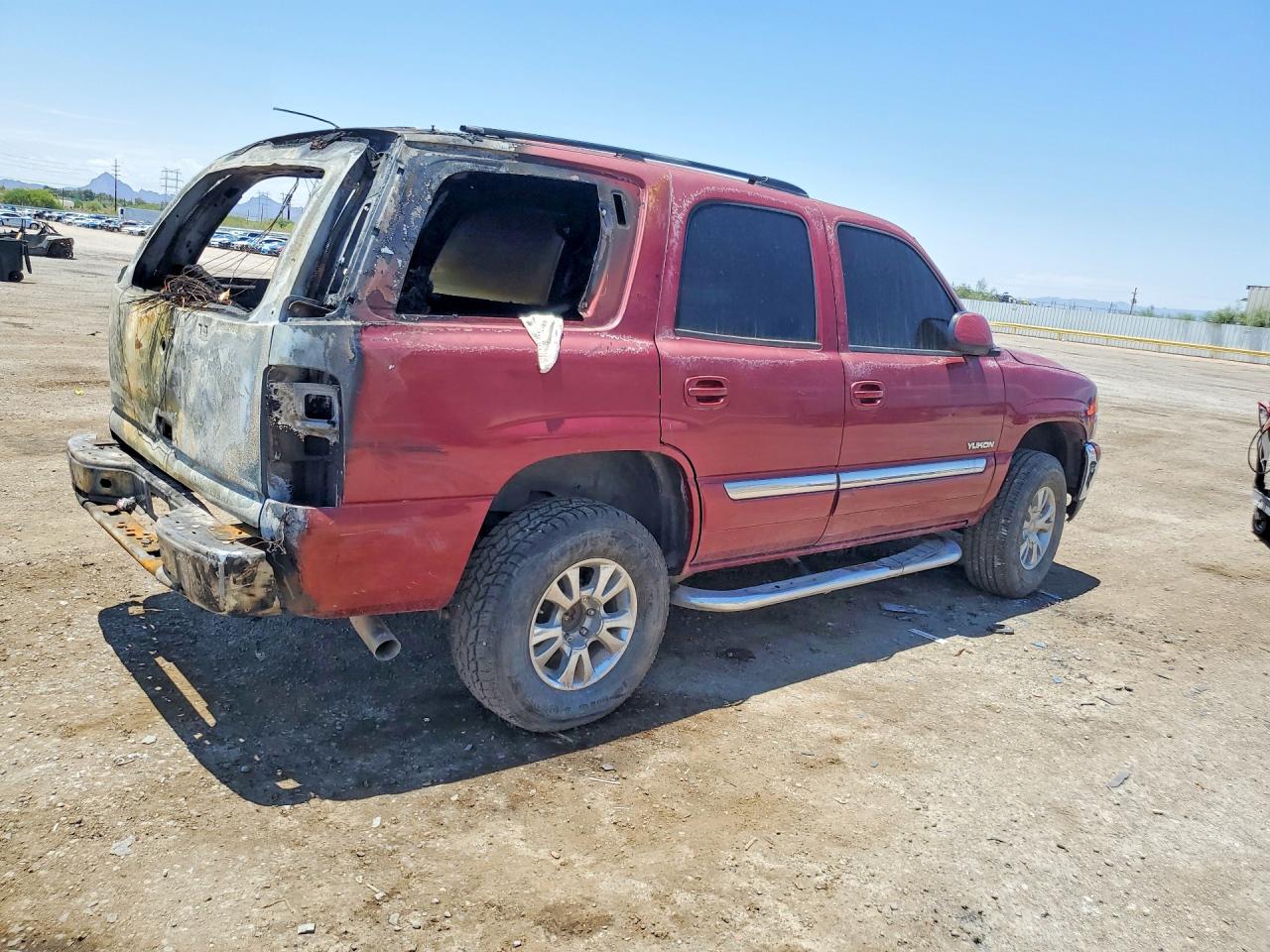 2005 Gmc Yukon Maroon vin: 1GKEC13T55J258433