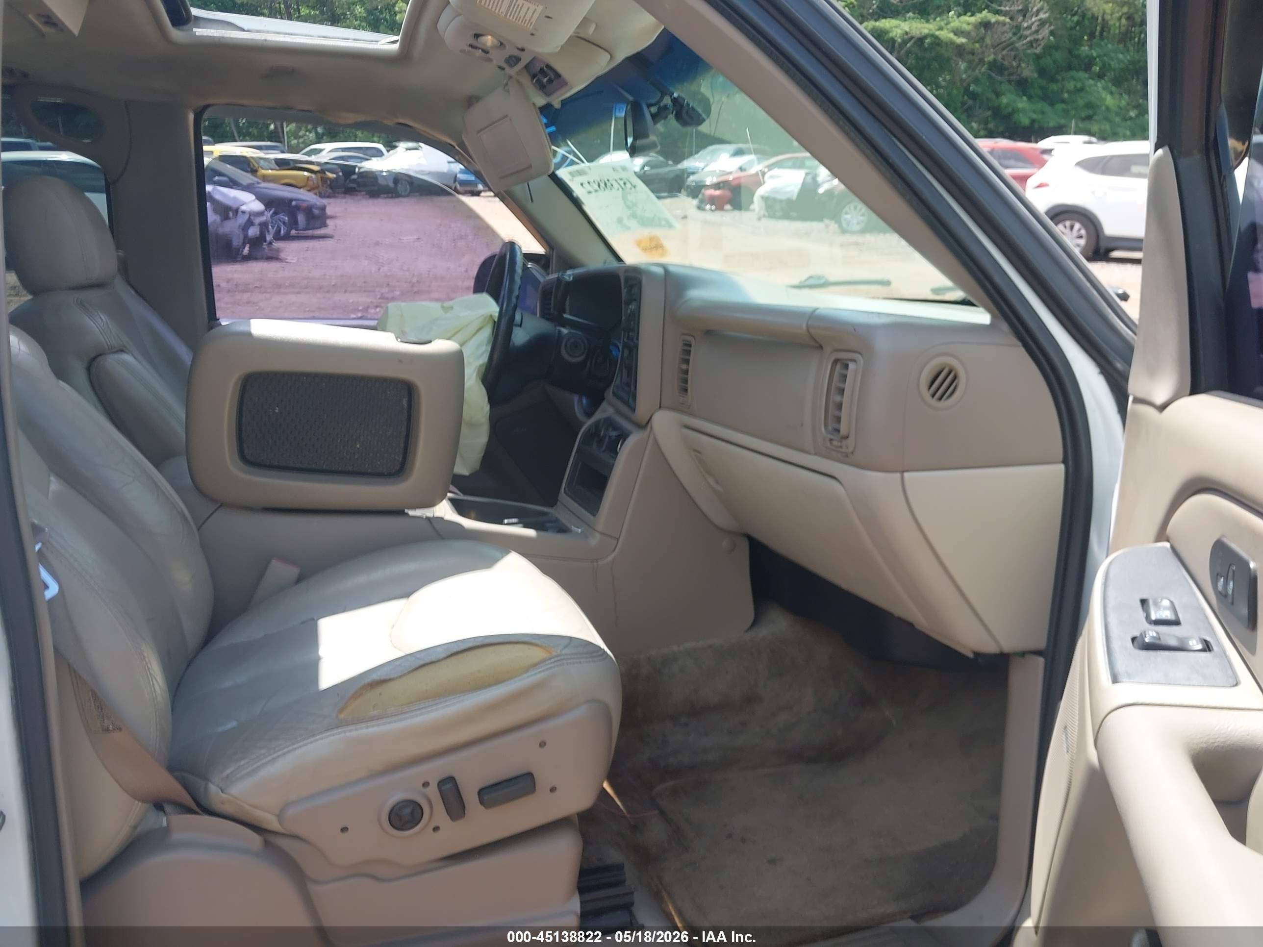 2005 Gmc Yukon Slt White vin: 1GKEC13T65J133537
