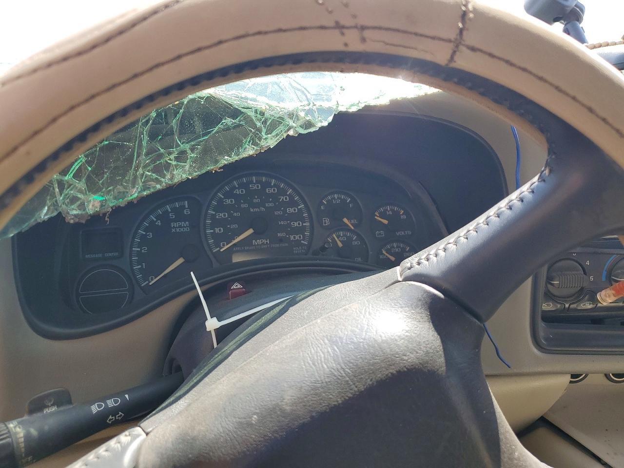 2001 Gmc Yukon Белый vin: 1GKEC13T71R226479