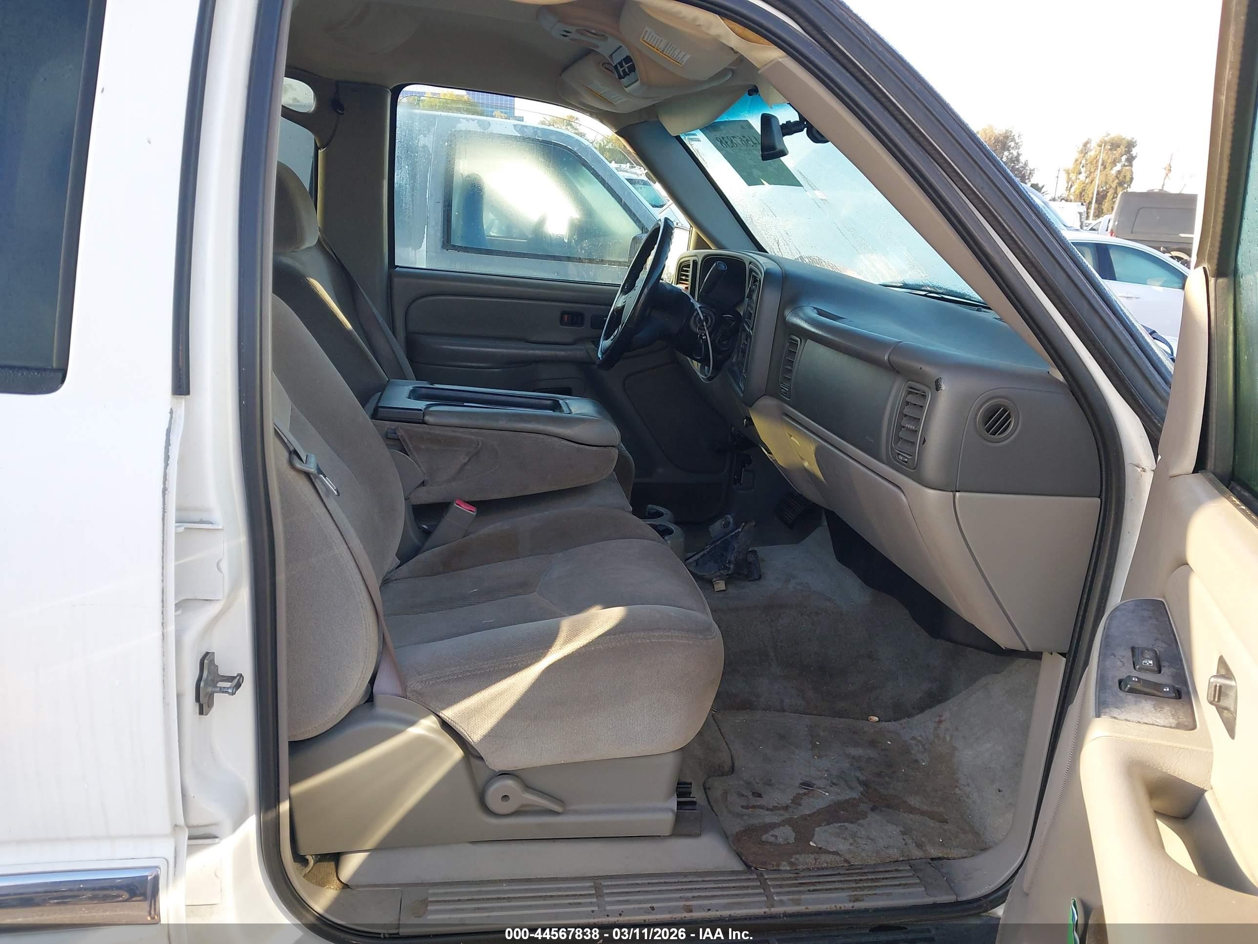 2004 Gmc Yukon Sle White vin: 1GKEC13T84R201238