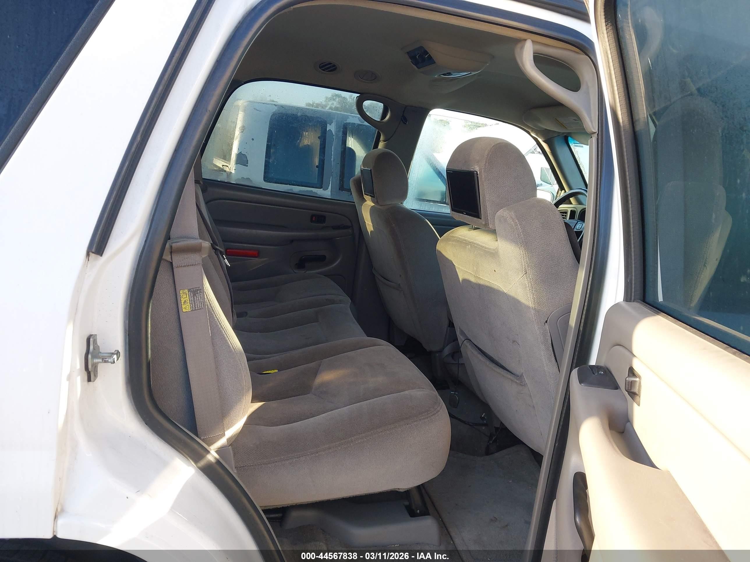 2004 Gmc Yukon Sle White vin: 1GKEC13T84R201238