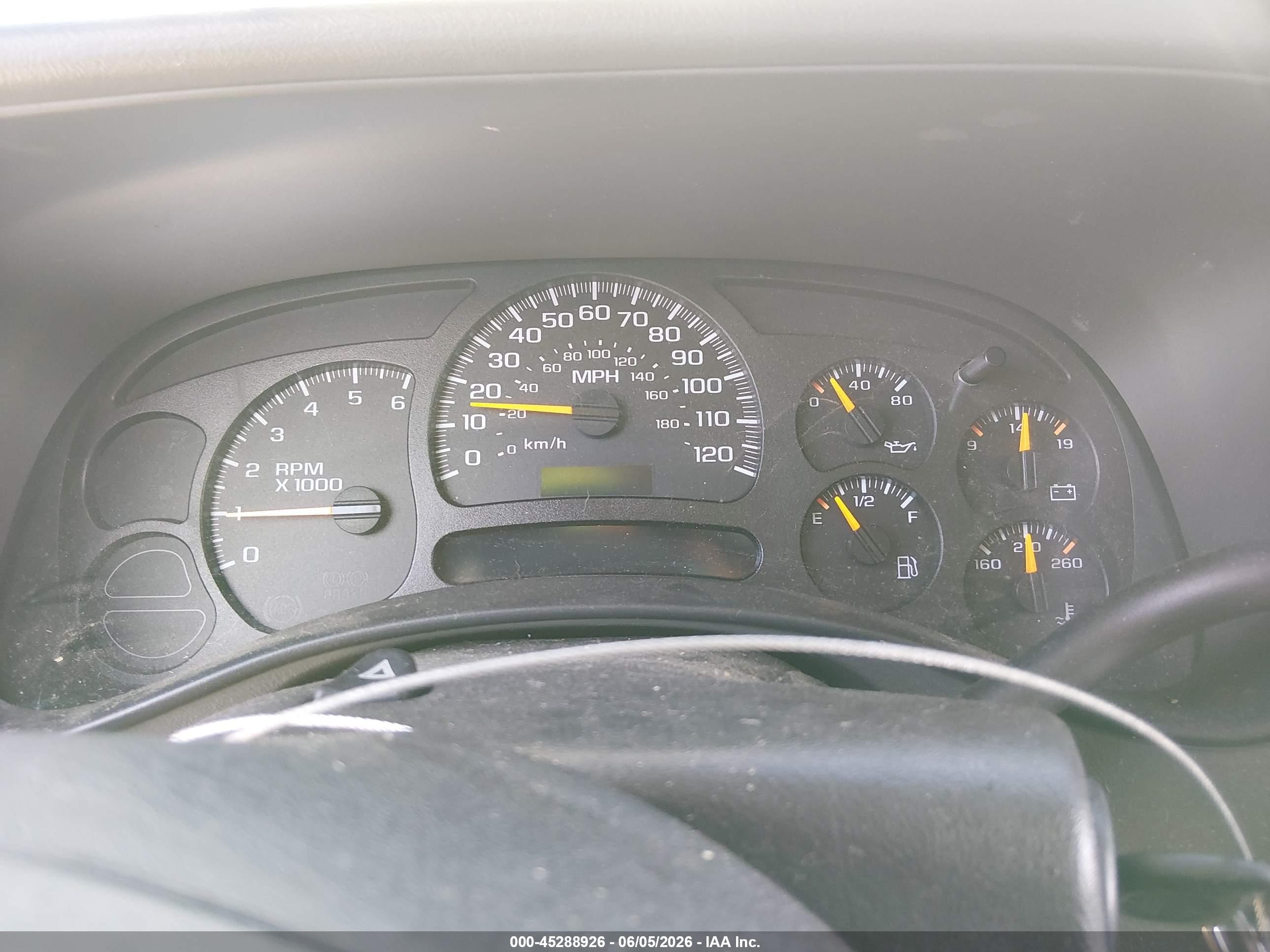 2005 Gmc Yukon Slt White vin: 1GKEC13T95J236015