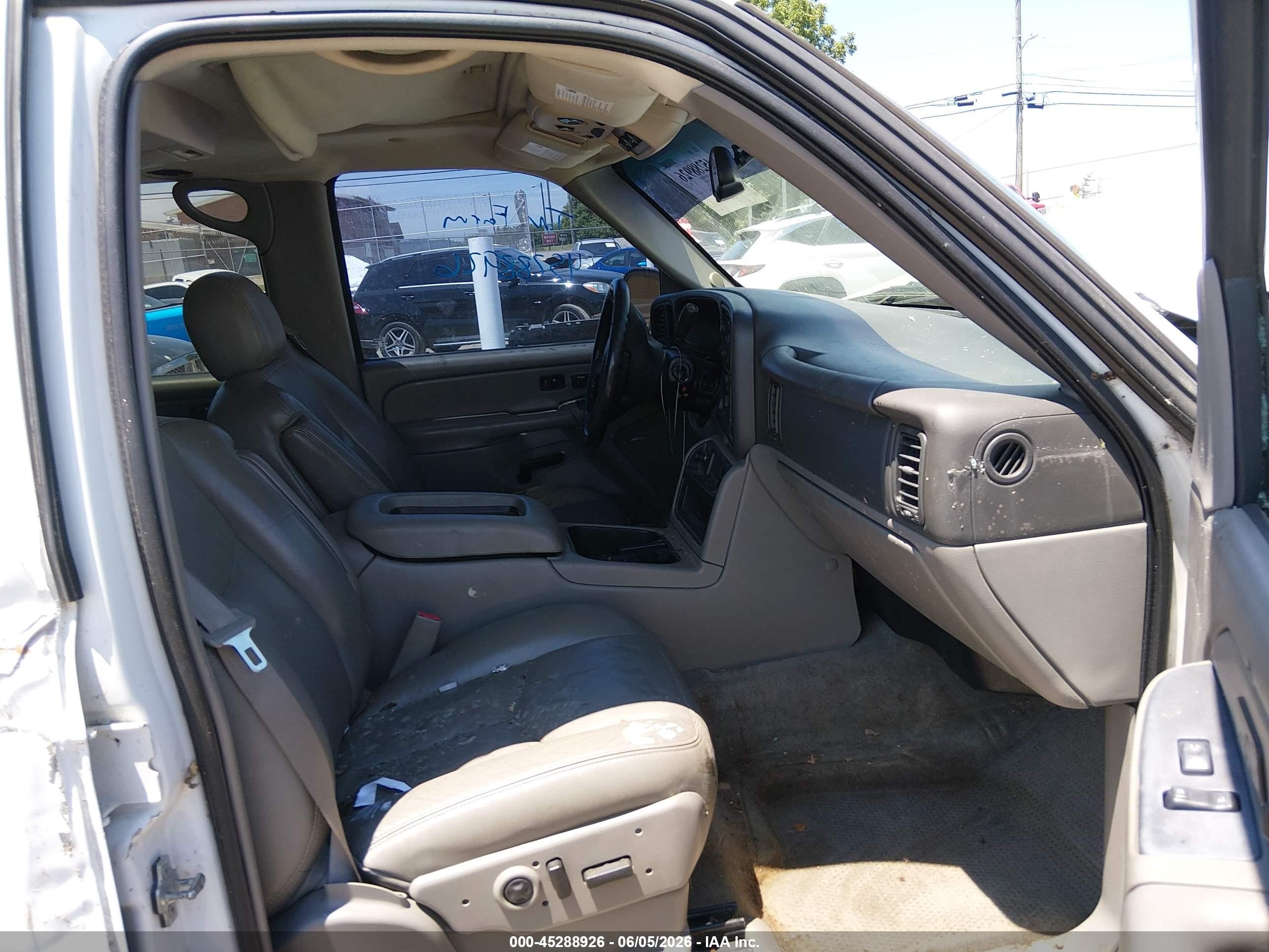 2005 Gmc Yukon Slt White vin: 1GKEC13T95J236015
