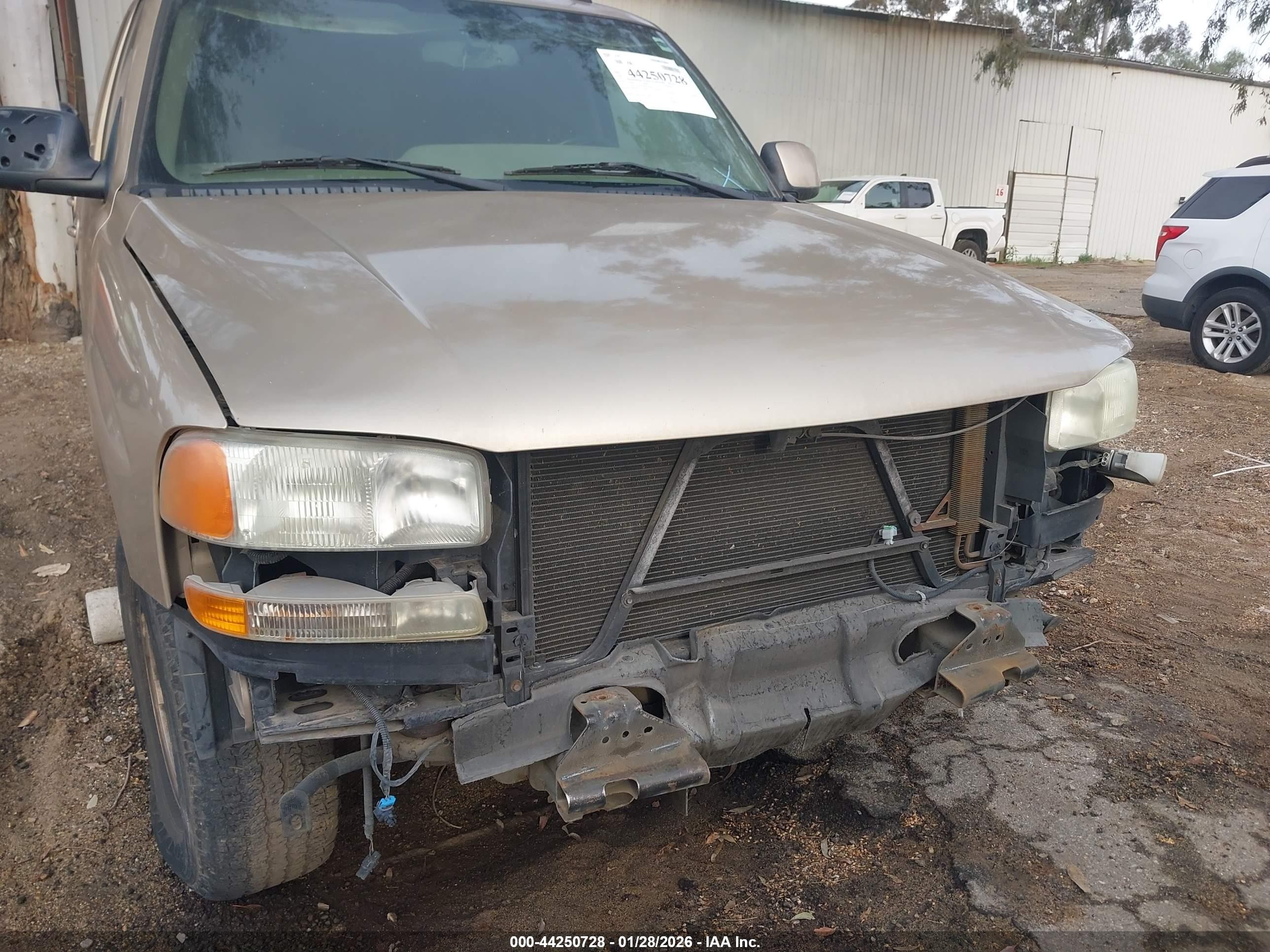 2005 Gmc Yukon Sle Brown vin: 1GKEC13T95R126969