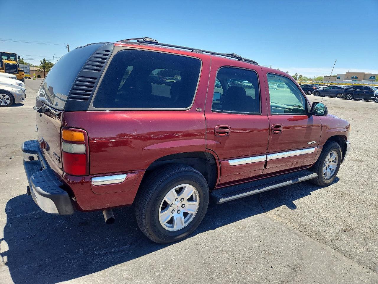 2002 Gmc Yukon Red vin: 1GKEC13TX2R206454