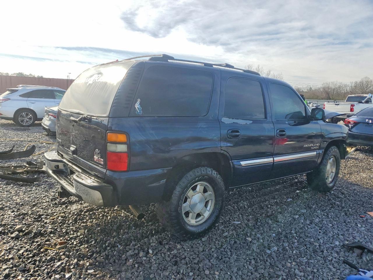 2005 Gmc Yukon Blue vin: 1GKEC13TX5J158540