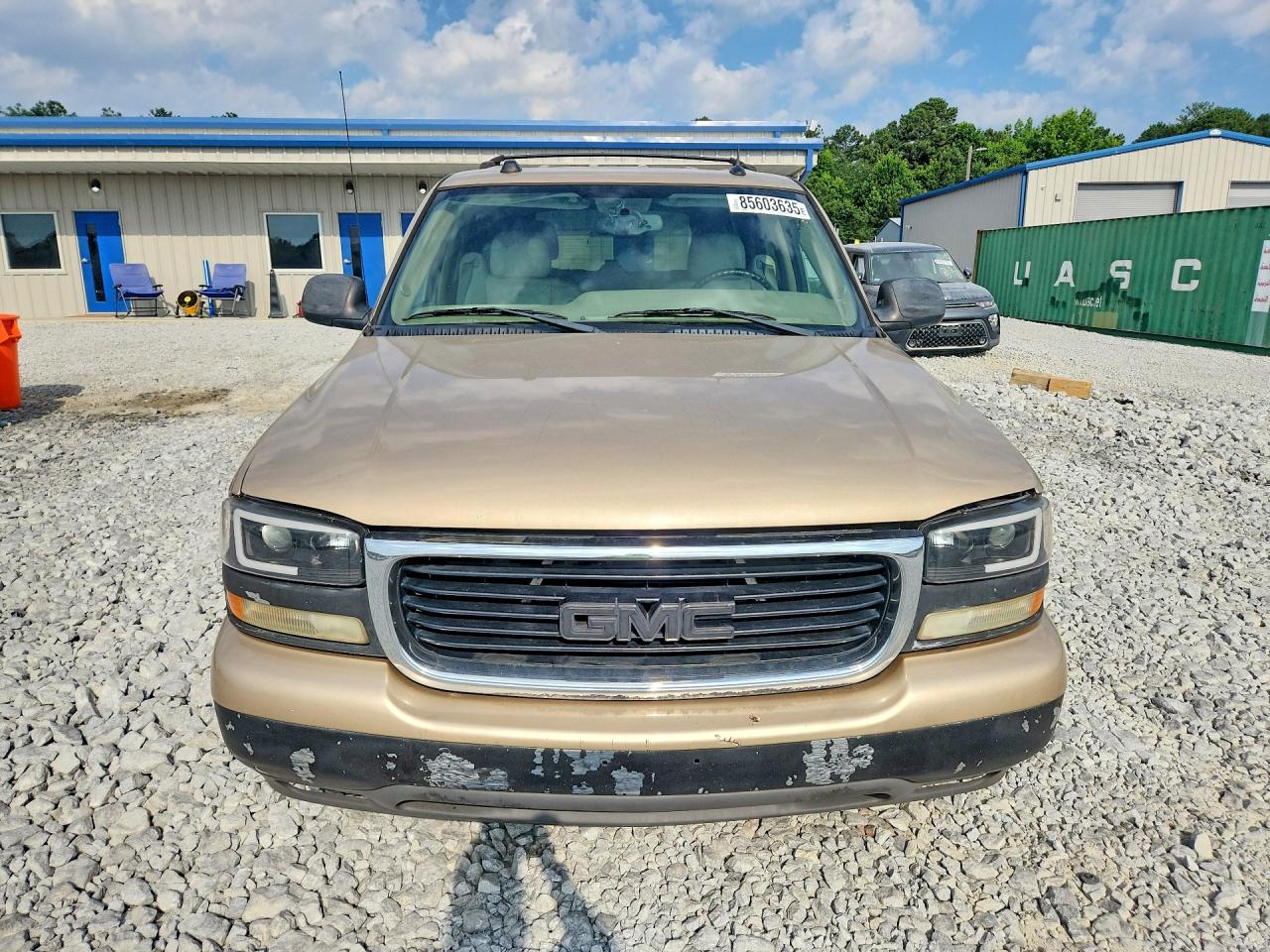 2005 Gmc Yukon Gold vin: 1GKEC13TX5J176908