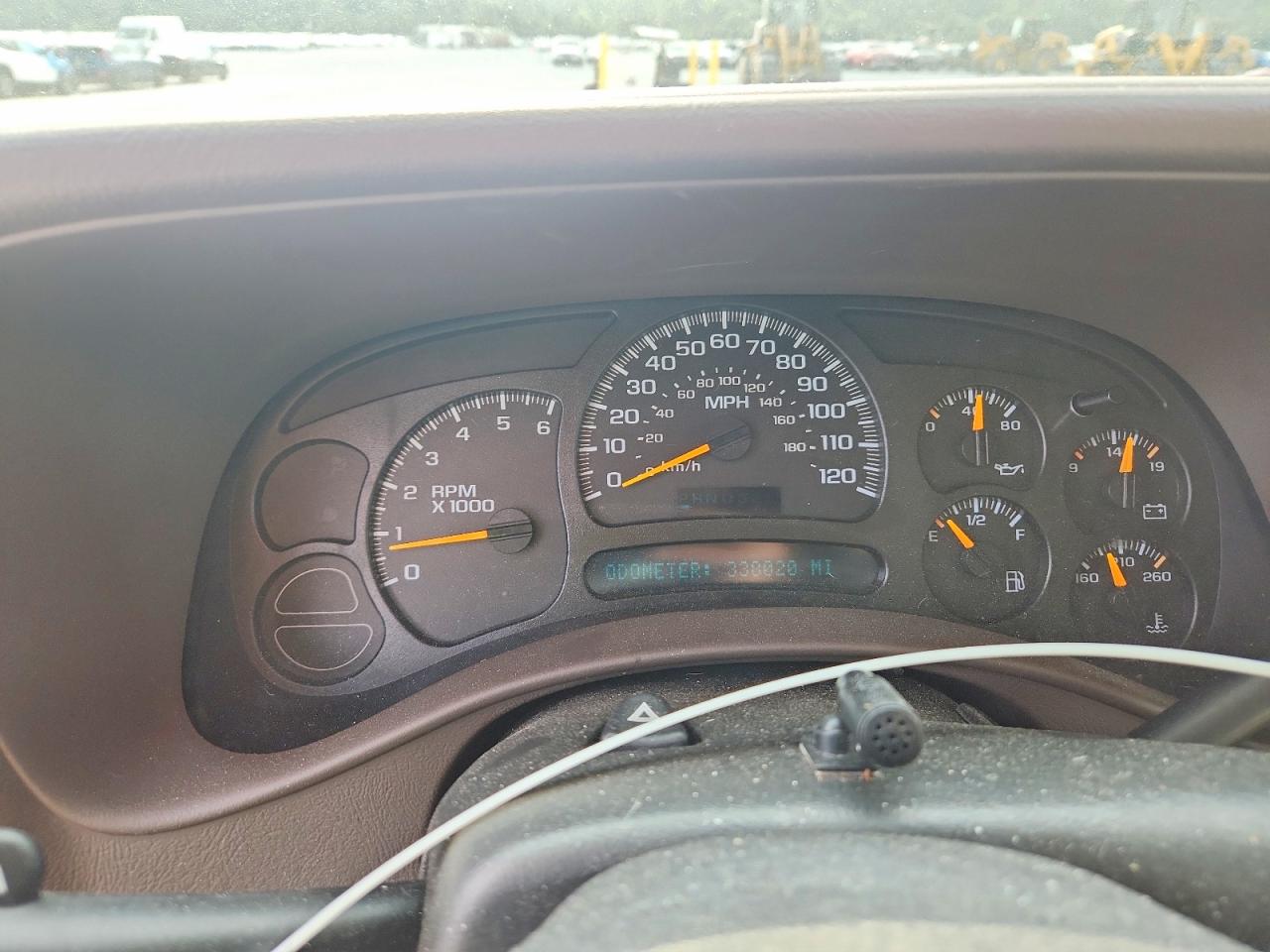 2005 Gmc Yukon Gold vin: 1GKEC13TX5J176908