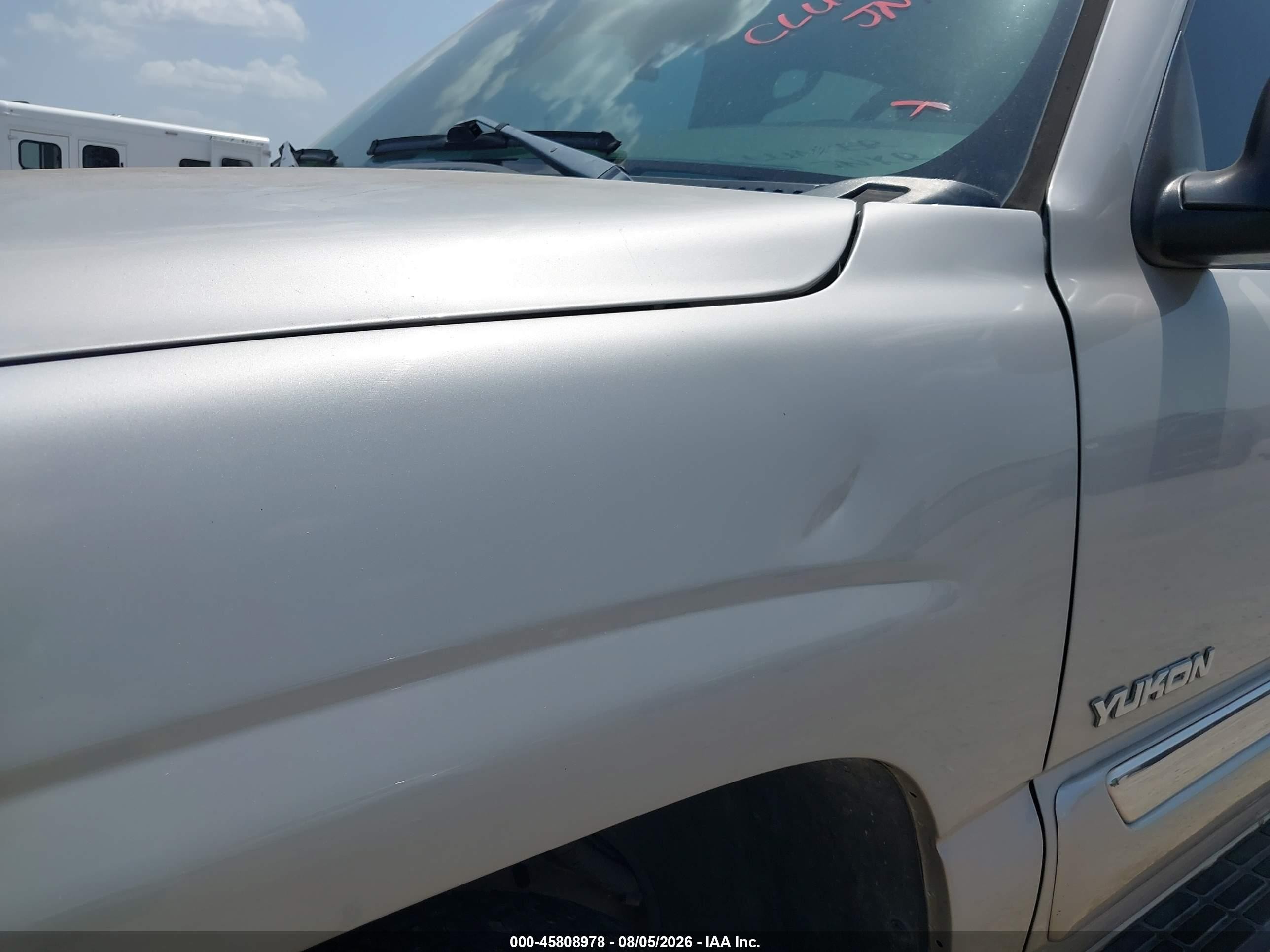 2005 Gmc Yukon Sle Beige vin: 1GKEC13V05J245364