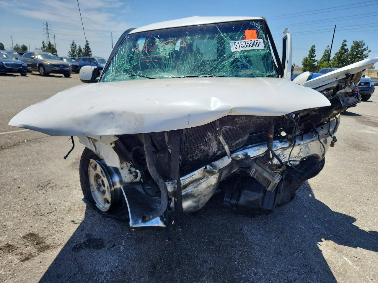 2003 Gmc Yukon White vin: 1GKEC13V13R126852