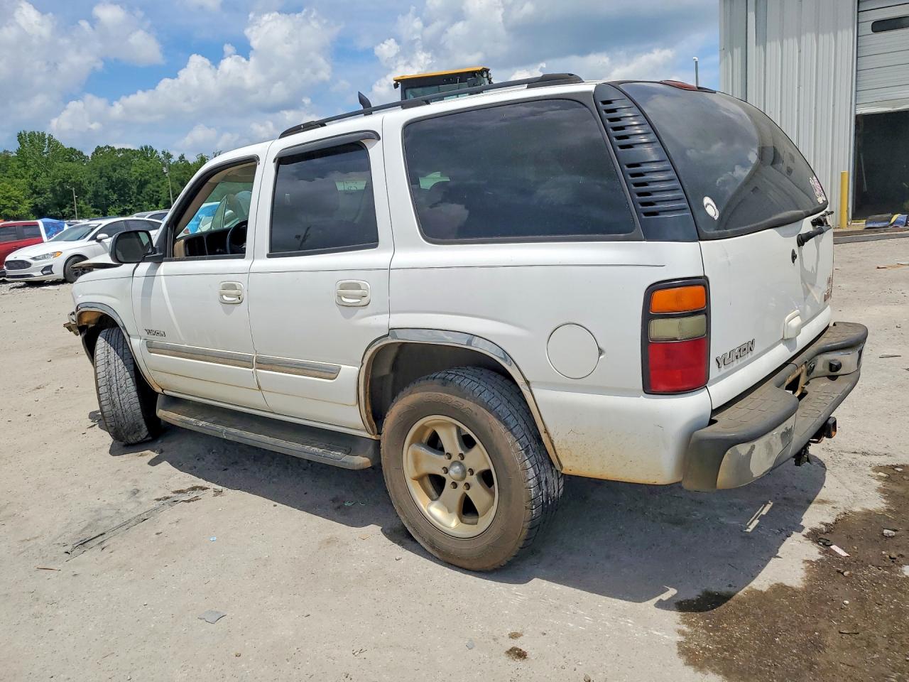 2004 Gmc Yukon White vin: 1GKEC13V14R315194