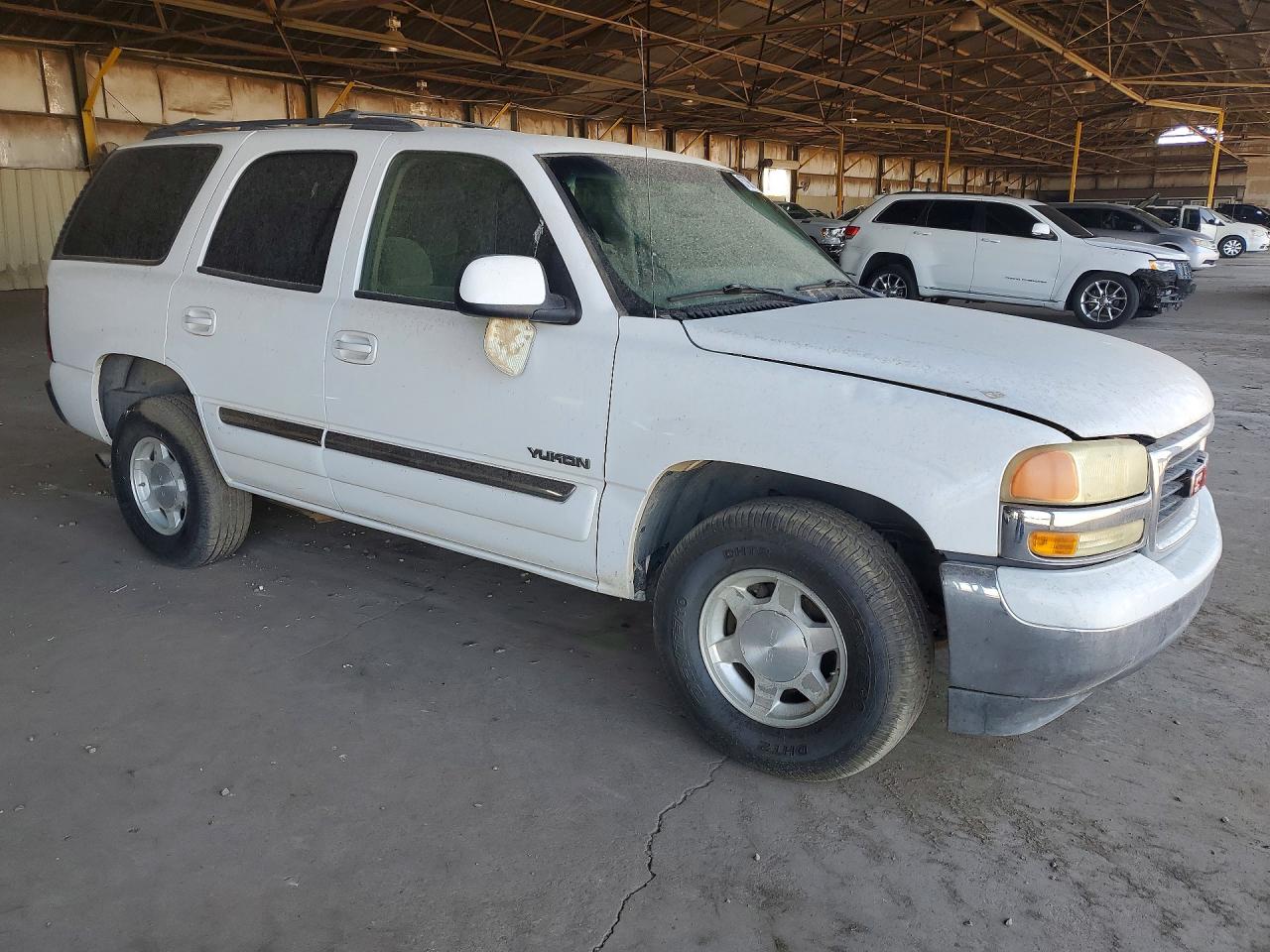 2004 Gmc Yukon White vin: 1GKEC13V24R209689
