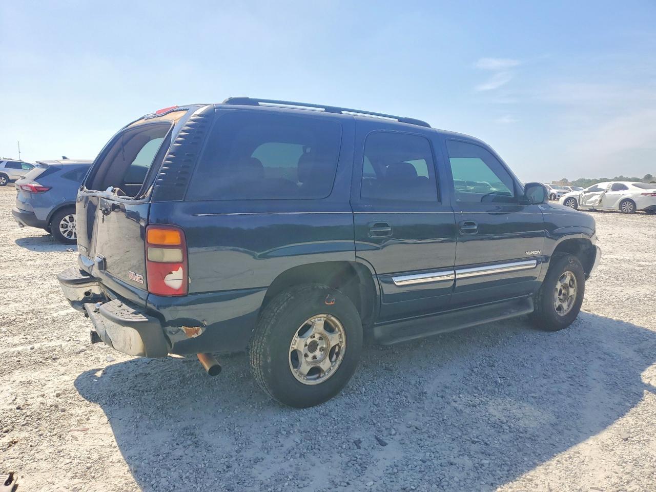 2004 Gmc Yukon Blue vin: 1GKEC13V34J116565