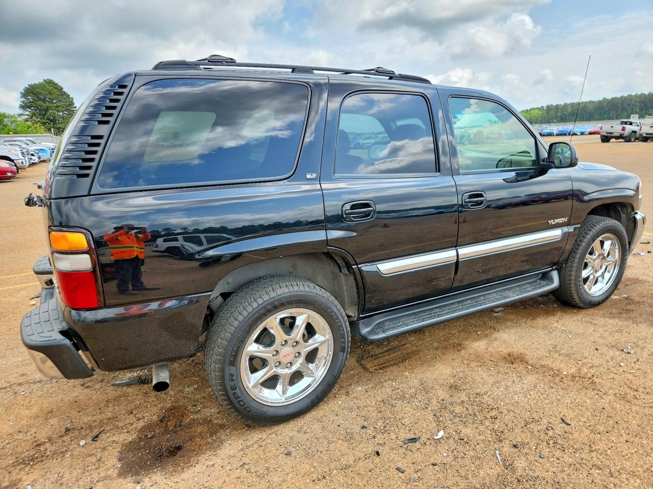 2004 Gmc Yukon Black vin: 1GKEC13V34R274003