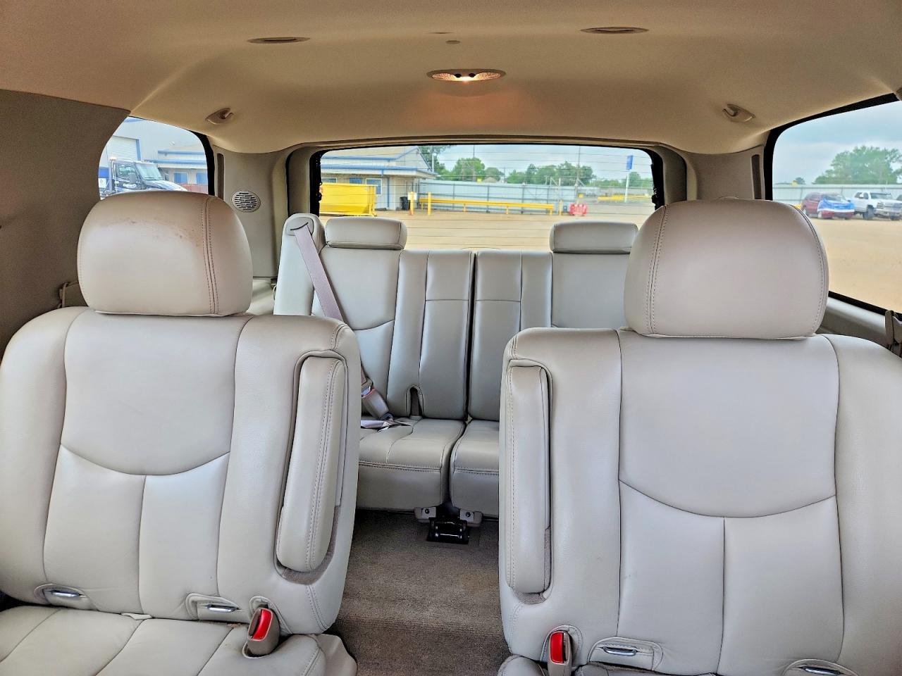 2004 Gmc Yukon Black vin: 1GKEC13V34R274003