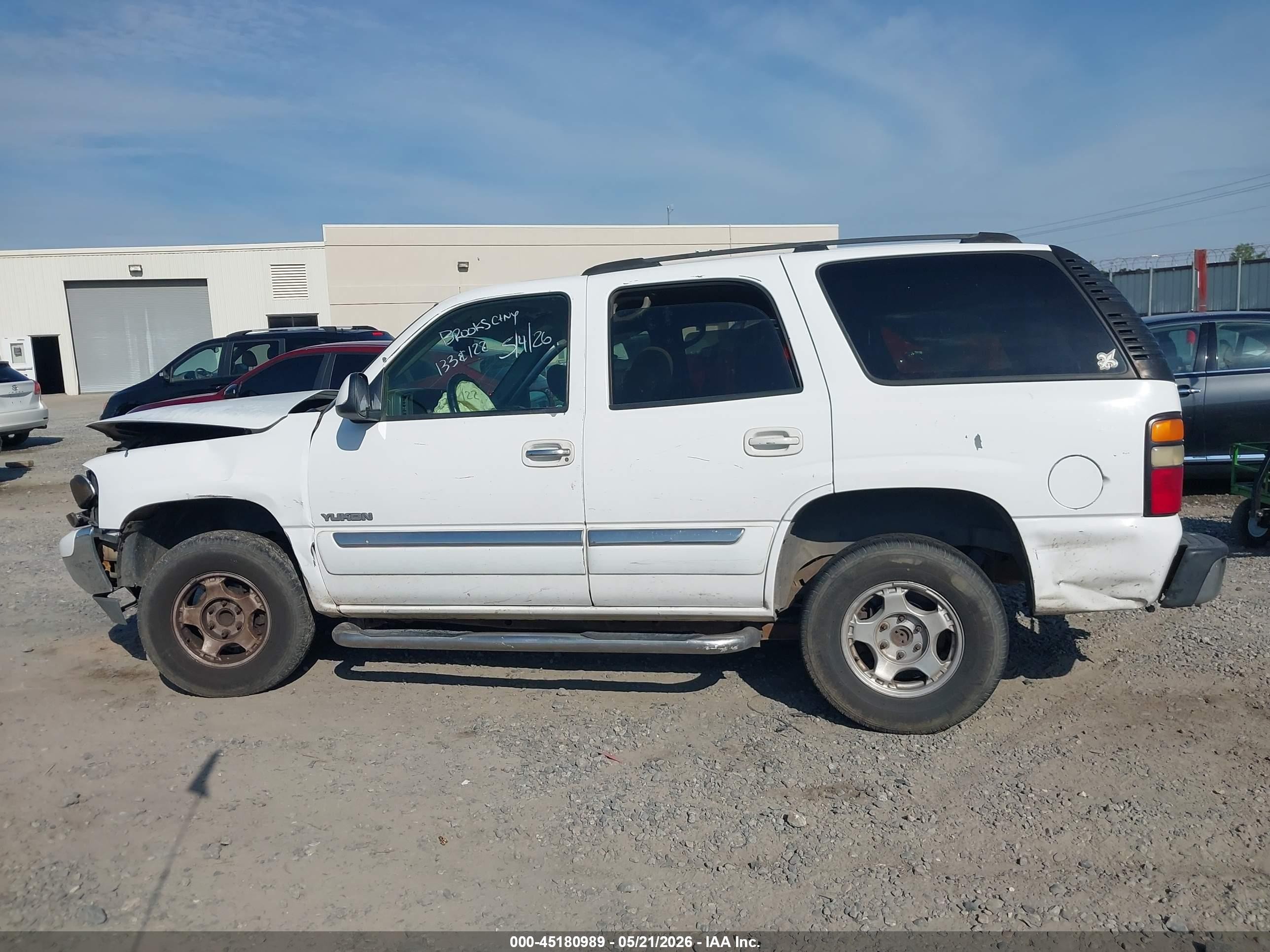 2004 Gmc Yukon Sle White vin: 1GKEC13V54R195352