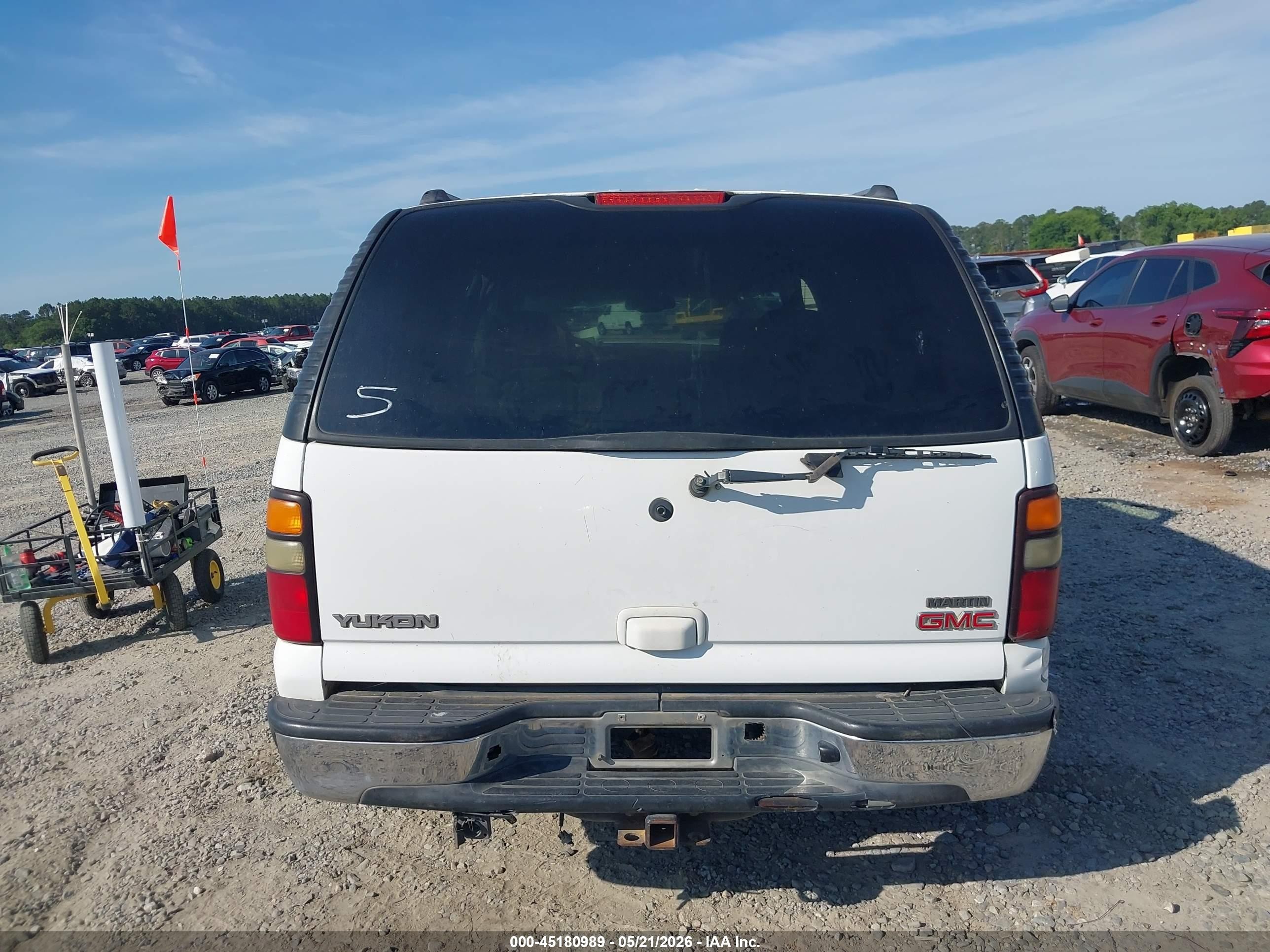 2004 Gmc Yukon Sle White vin: 1GKEC13V54R195352