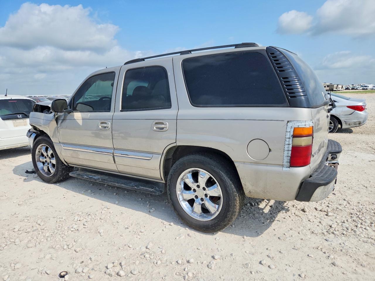 2005 Gmc Yukon Tan vin: 1GKEC13V65R232877