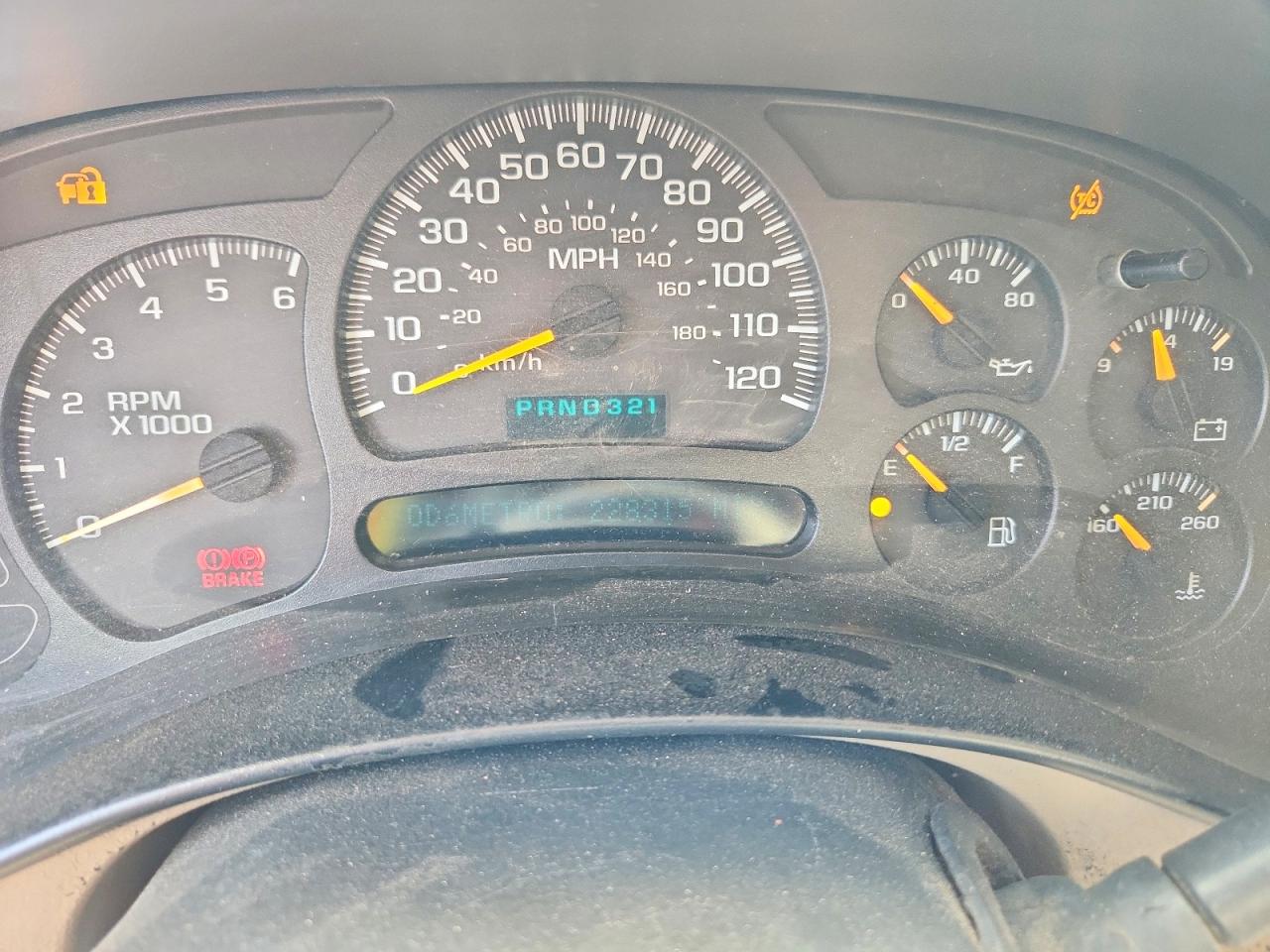 2005 Gmc Yukon Tan vin: 1GKEC13V65R232877