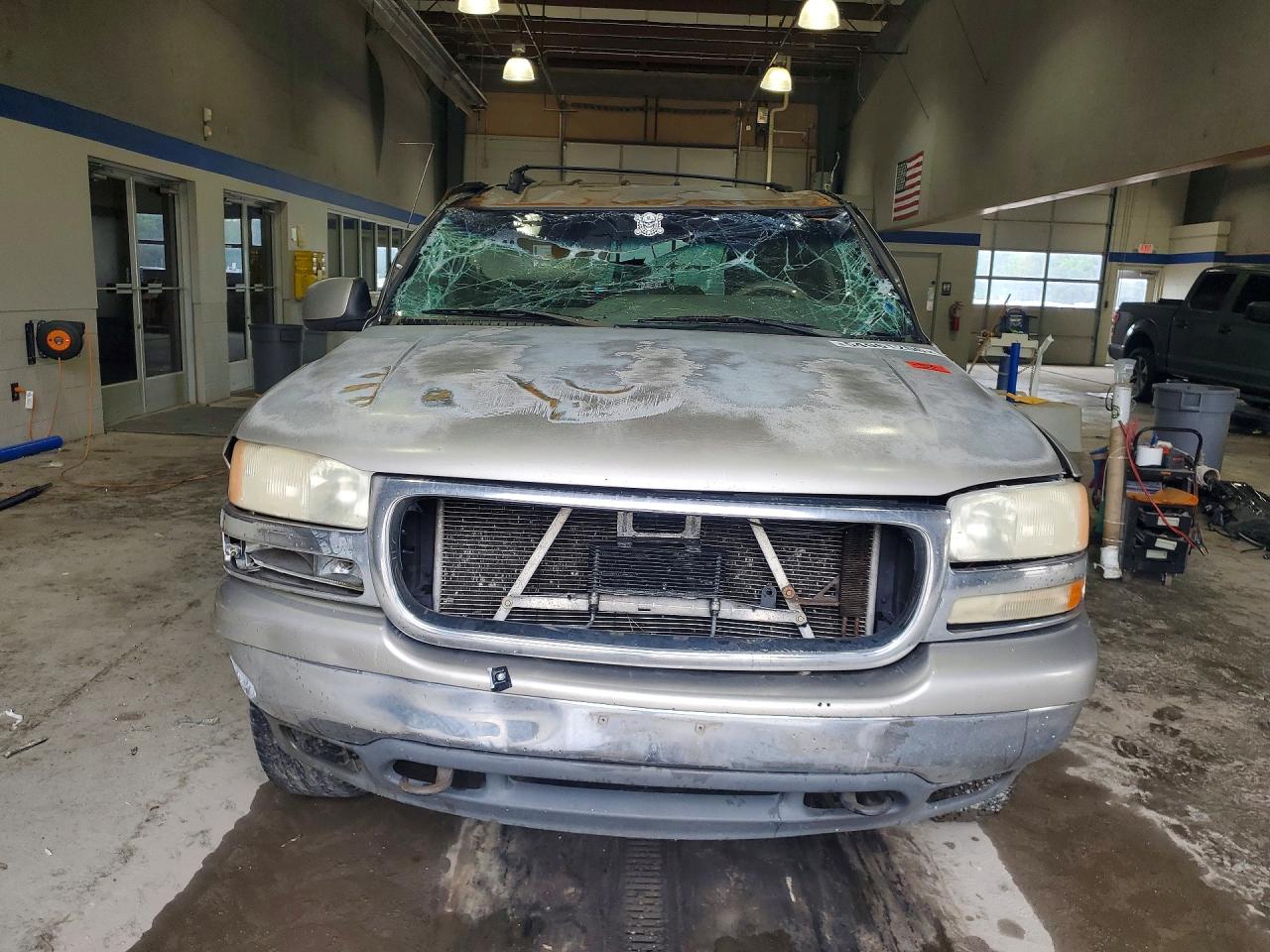 2001 Gmc Yukon Бежевый vin: 1GKEC13V91J189273