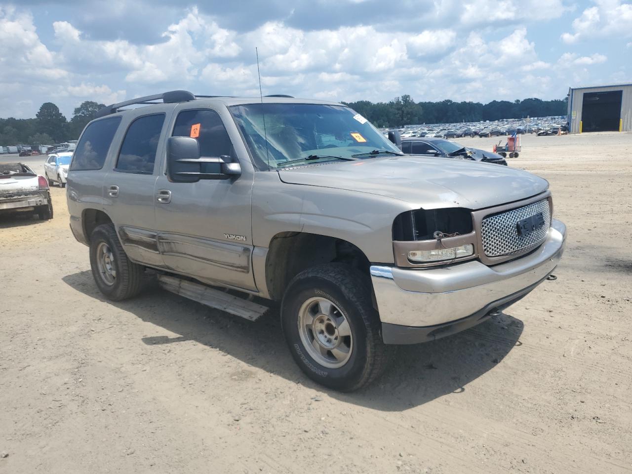 2002 Gmc Yukon Tan vin: 1GKEC13V92R291563
