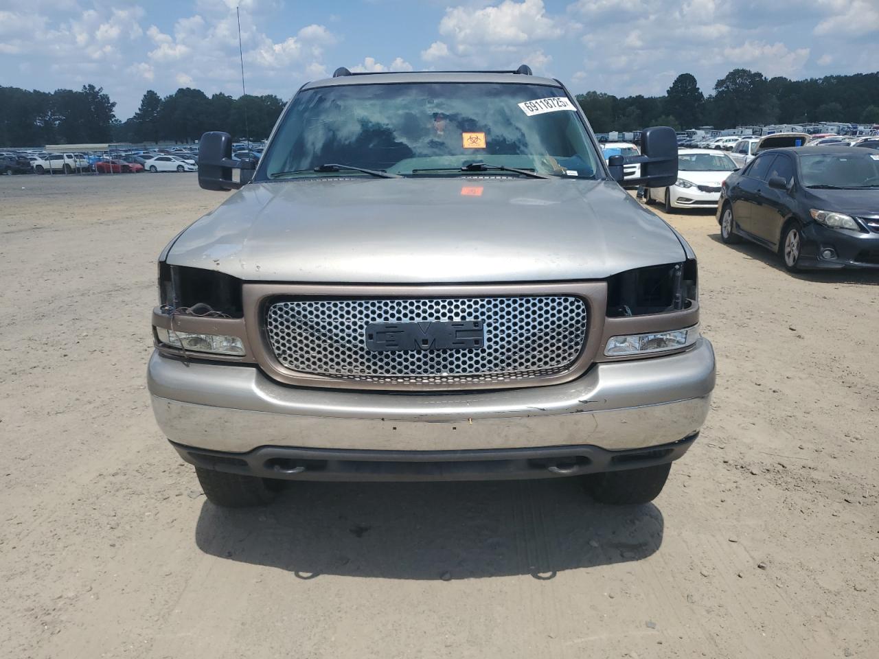 2002 Gmc Yukon Tan vin: 1GKEC13V92R291563