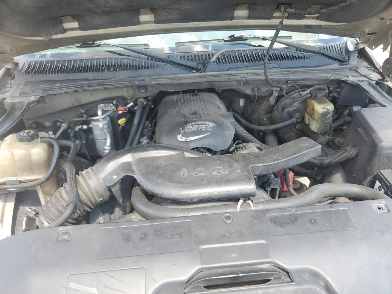 2002 Gmc Yukon Tan vin: 1GKEC13V92R291563