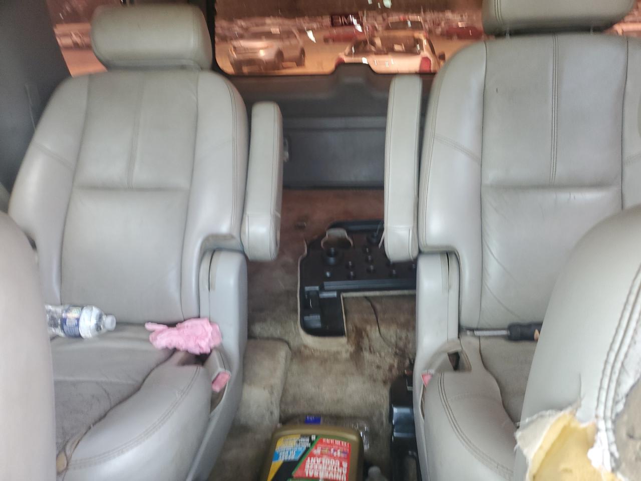 2002 Gmc Yukon Tan vin: 1GKEC13V92R291563