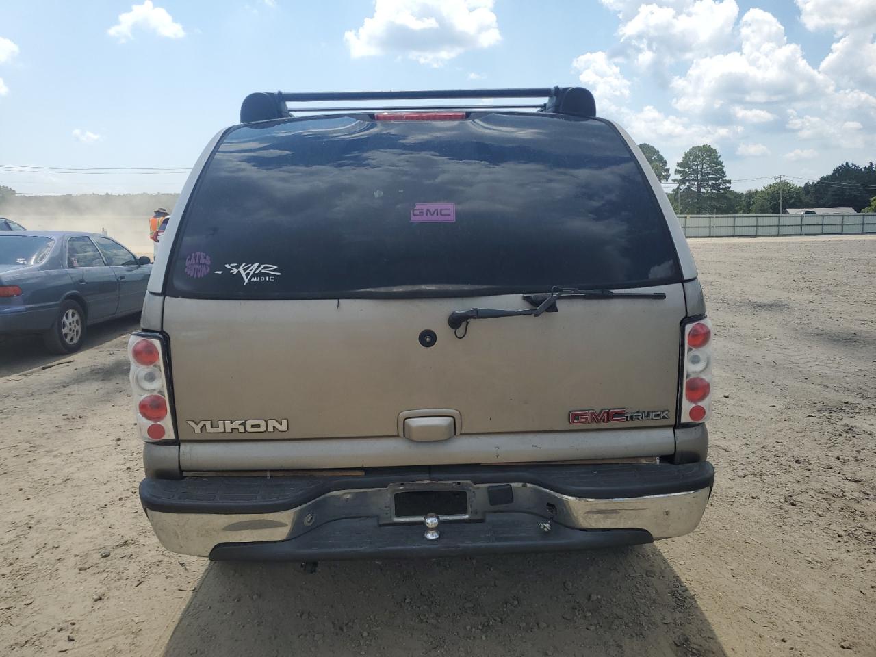 2002 Gmc Yukon Tan vin: 1GKEC13V92R291563