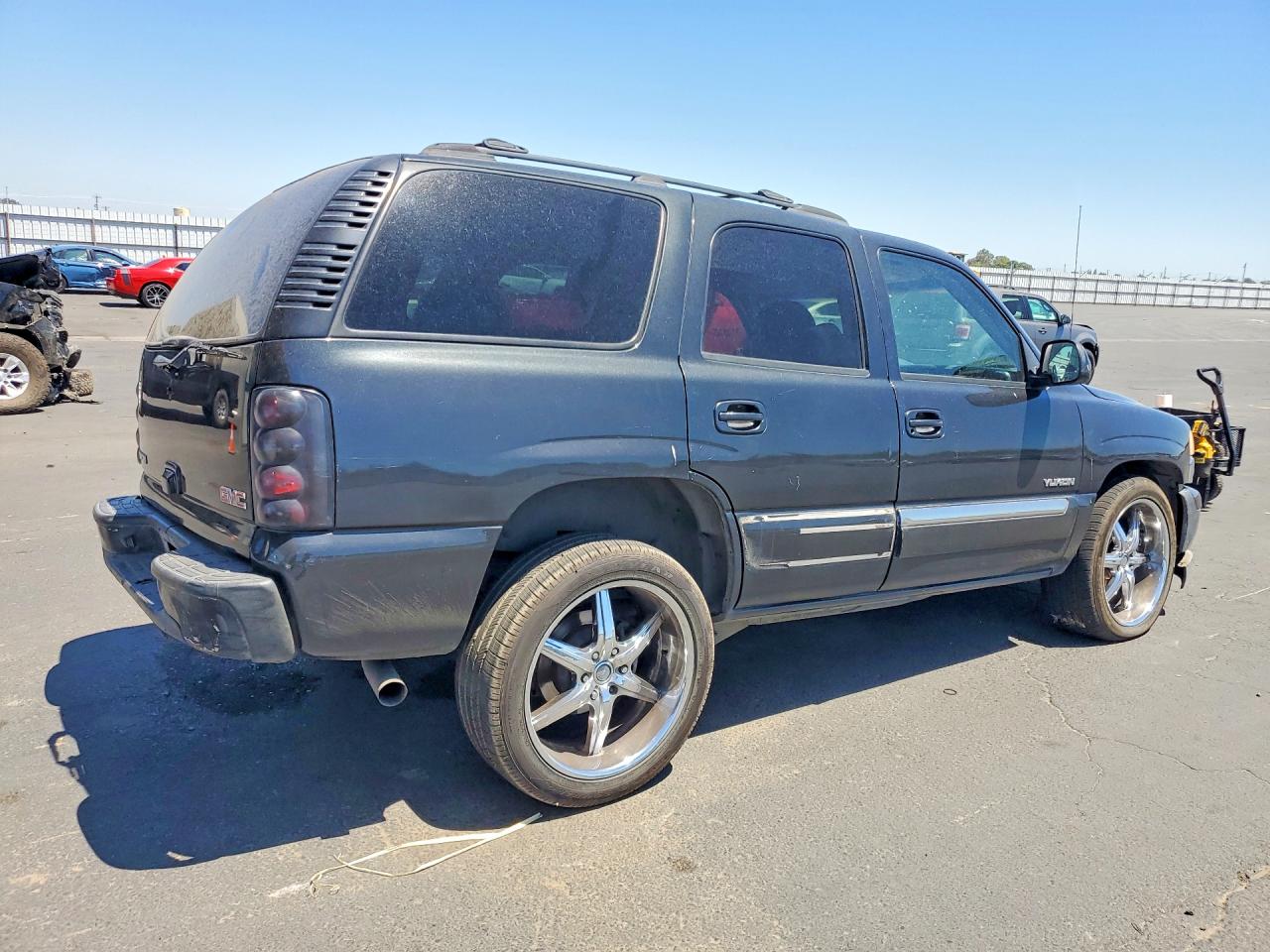 2003 Gmc Yukon Charcoal vin: 1GKEC13VX3R311711