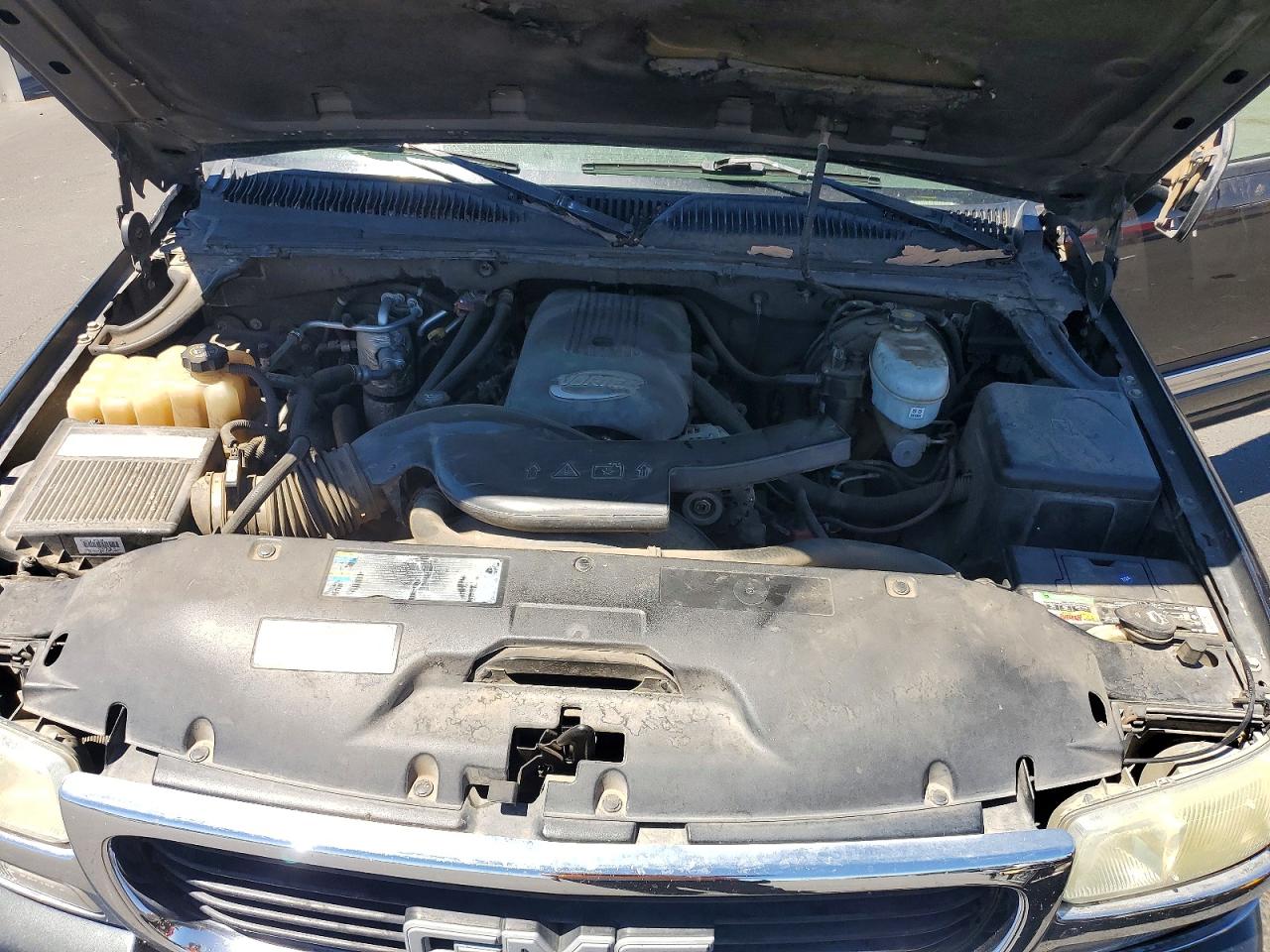2003 Gmc Yukon Charcoal vin: 1GKEC13VX3R311711