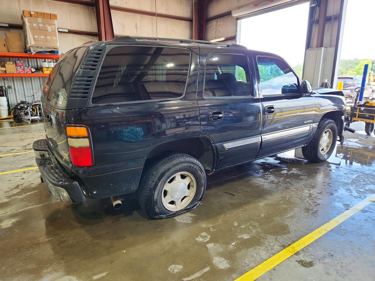 2004 Gmc Yukon Черный vin: 1GKEC13VX4R194035