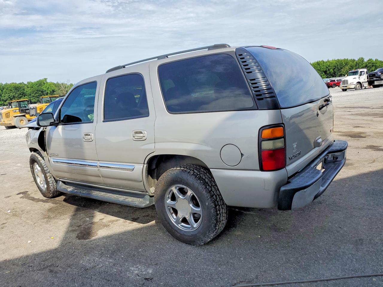 2004 Gmc Yukon Tan vin: 1GKEC13VX4R309779