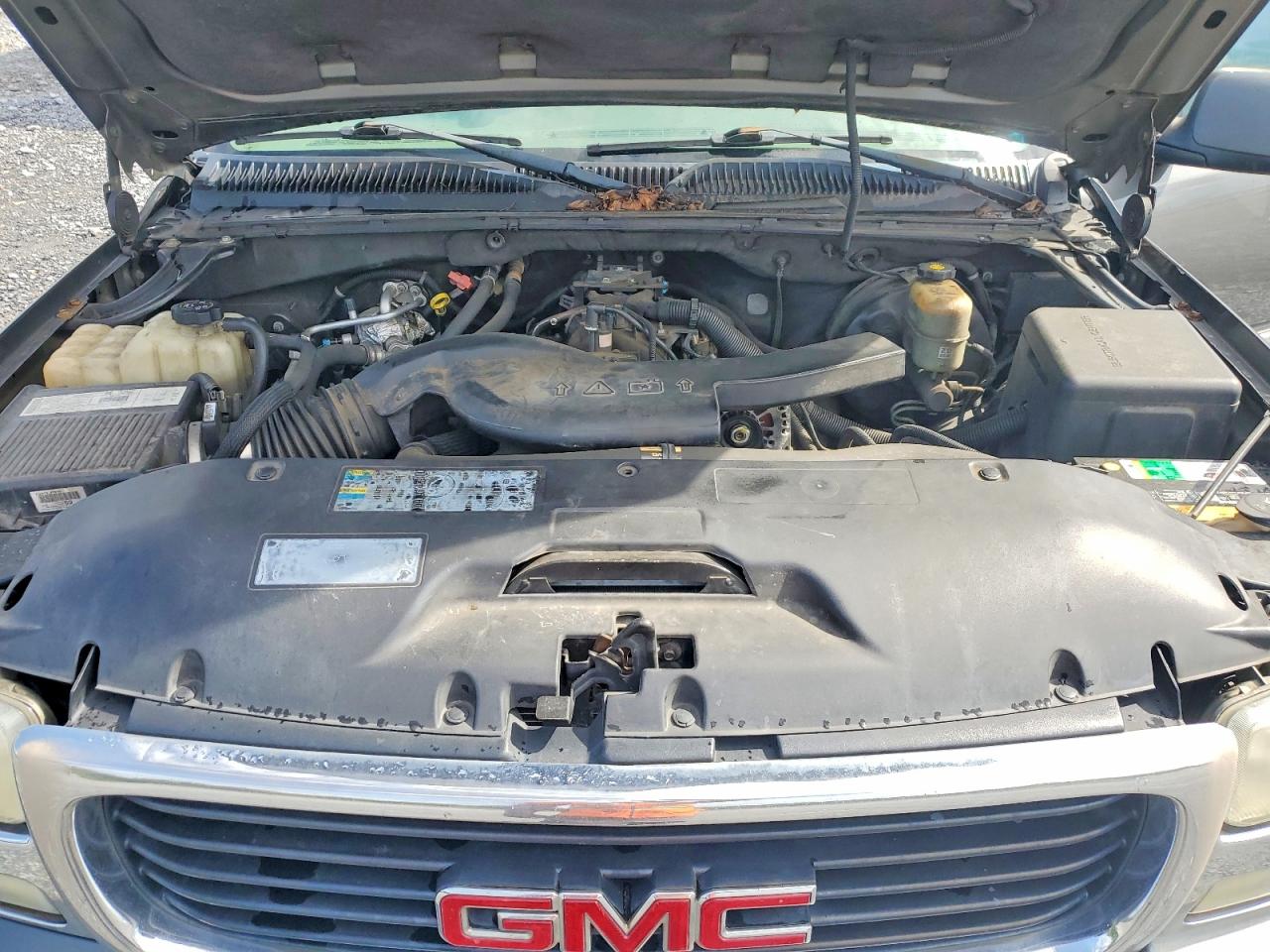 2002 Gmc Yukon Серый vin: 1GKEC13Z12J282485