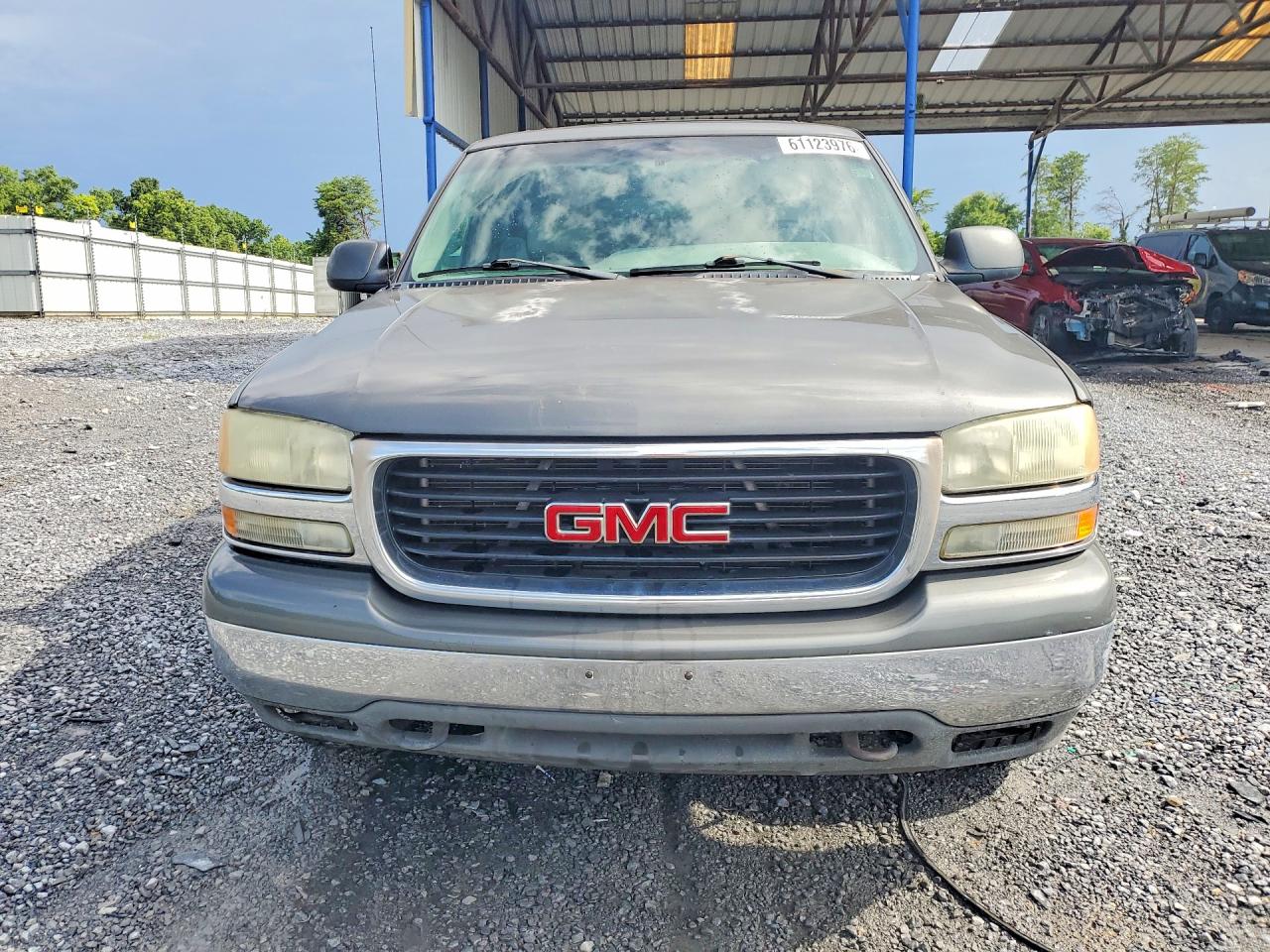 2002 Gmc Yukon Серый vin: 1GKEC13Z12J282485