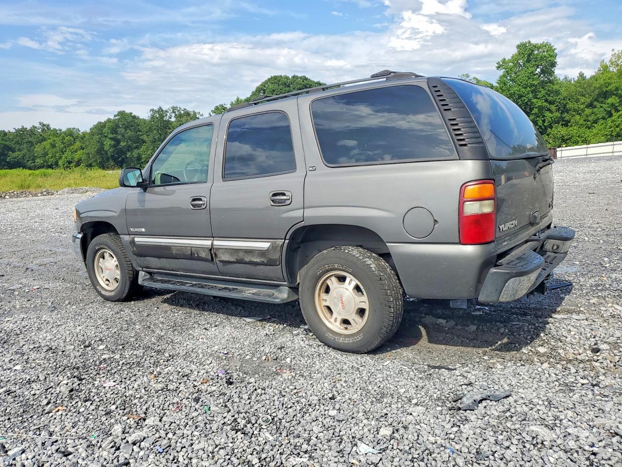 2002 Gmc Yukon Серый vin: 1GKEC13Z12J282485
