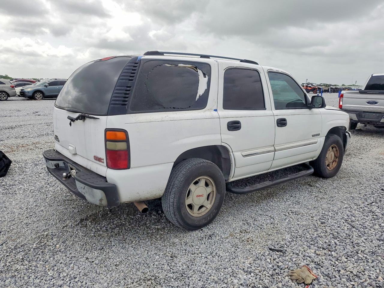 2004 Gmc Yukon White vin: 1GKEC13Z14R245781